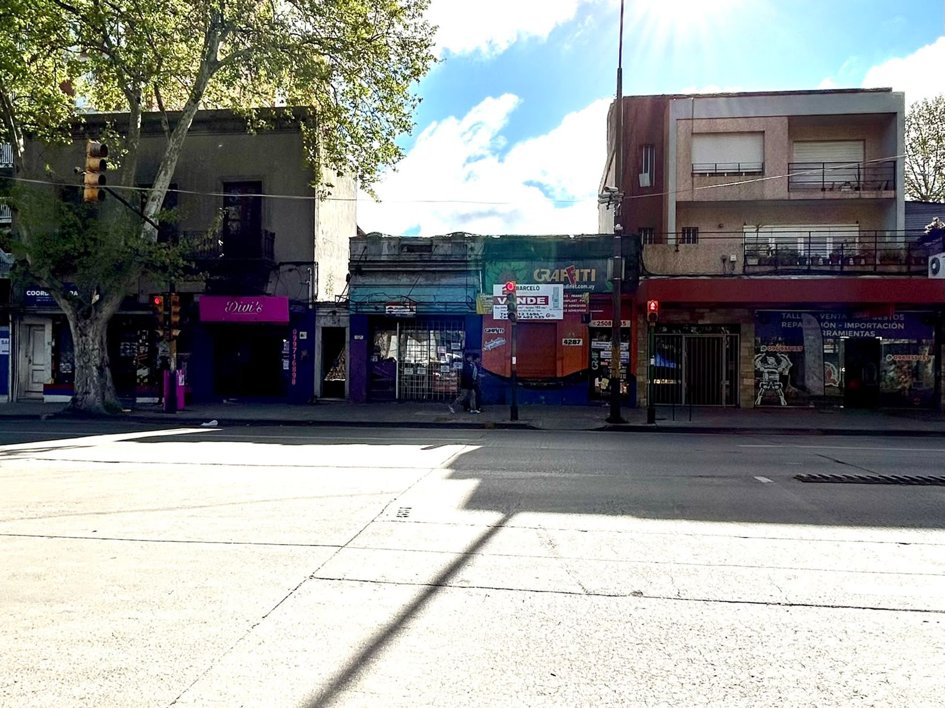 Venta de TERRENO sobre 8 de octubre - 2
