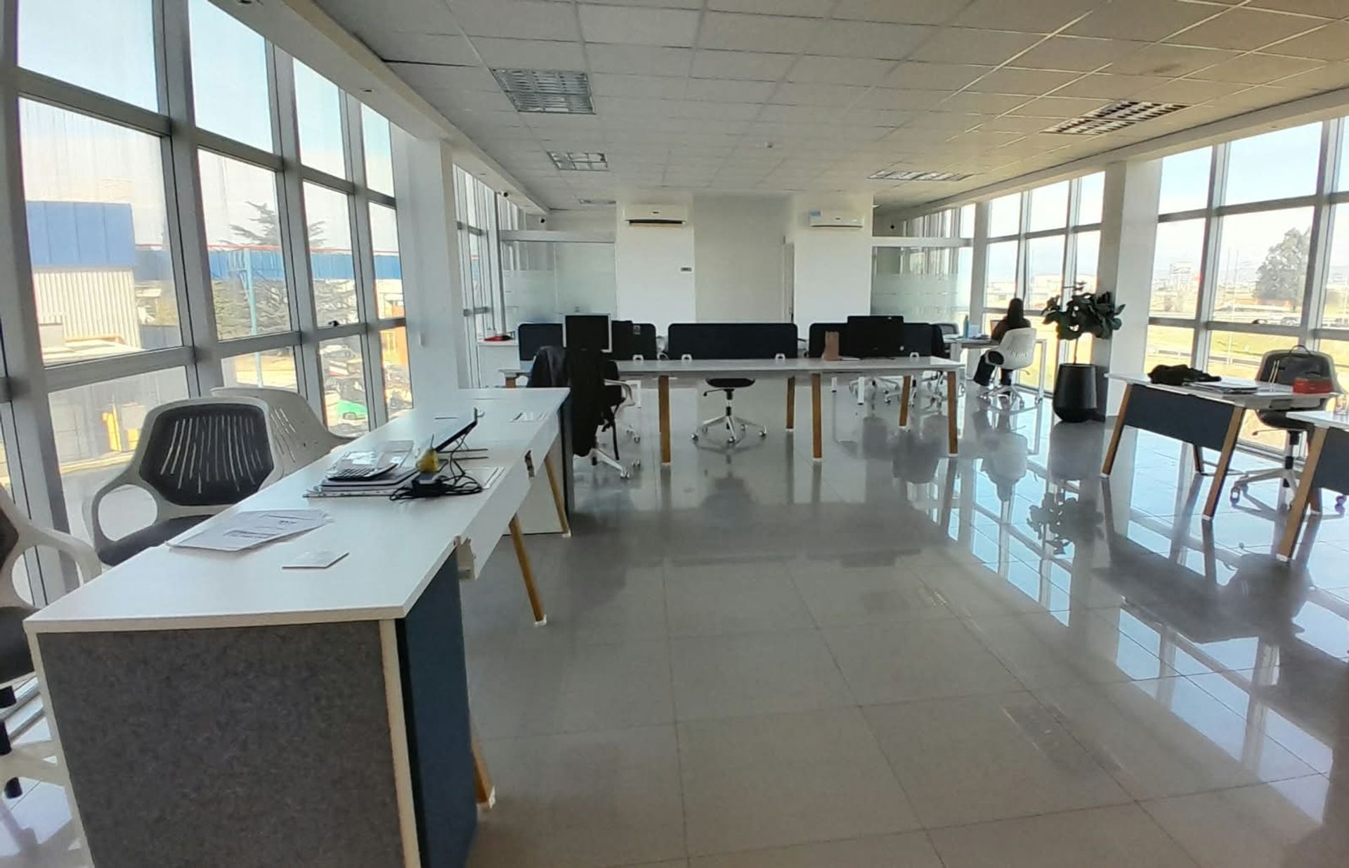 Oficina en Alquiler en Capital, Cordoba - USD 1.850 | Inmoup - 11