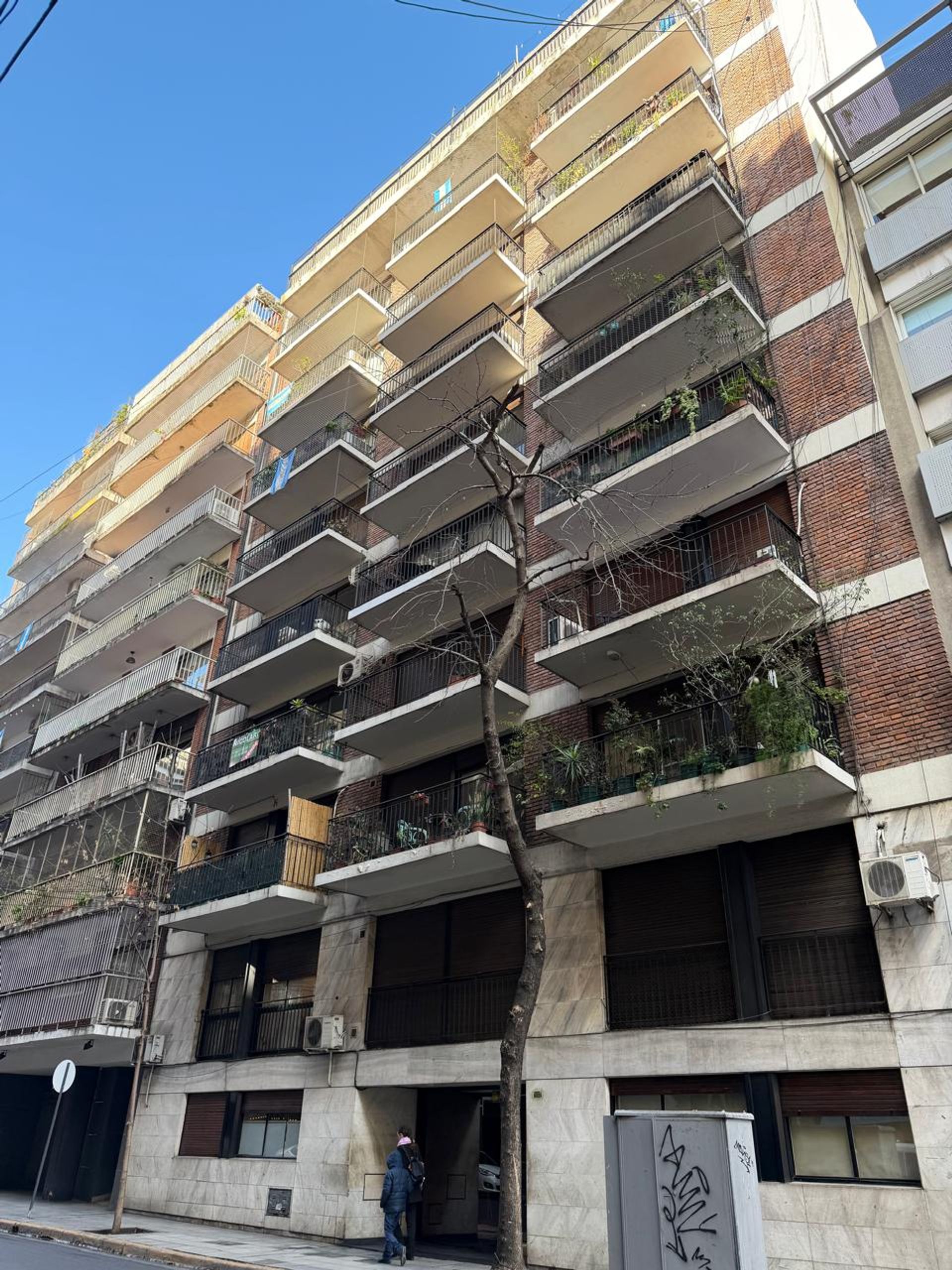 Recoleta Calle Presidente Jose E. Uriburu 1400