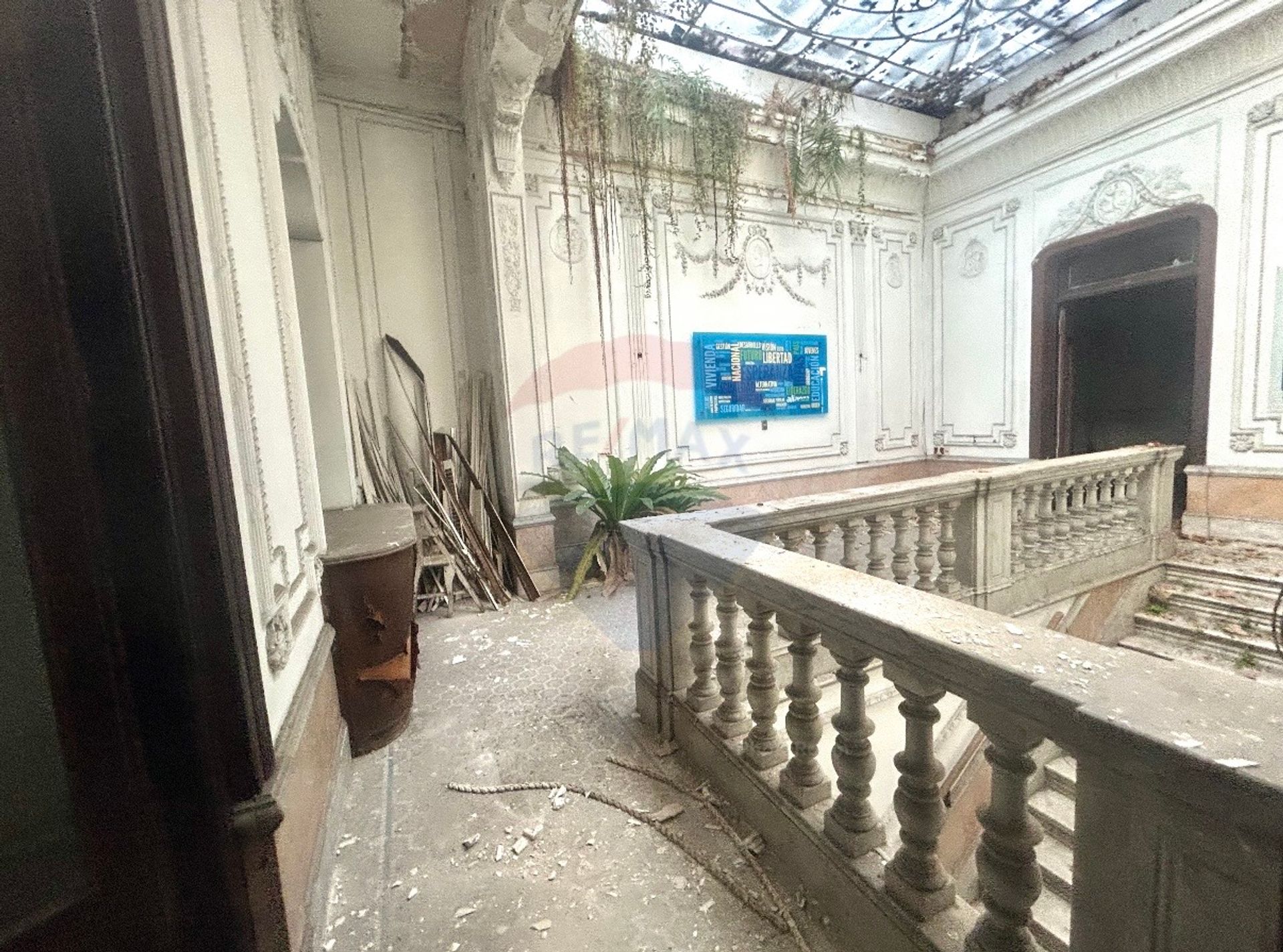 VENTA GRAN CASA PADRÓN UNICO EN CENTRO - 8