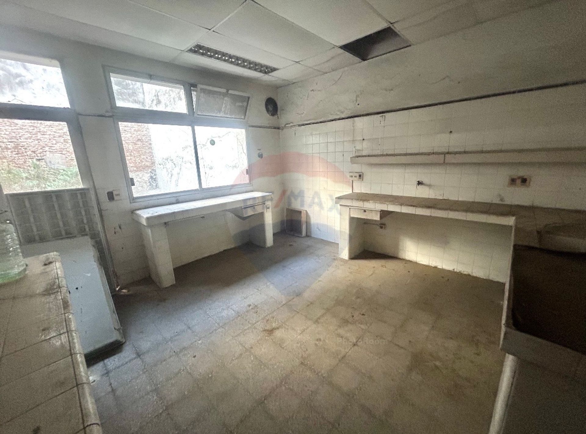 VENTA GRAN CASA PADRÓN UNICO EN CENTRO - 12