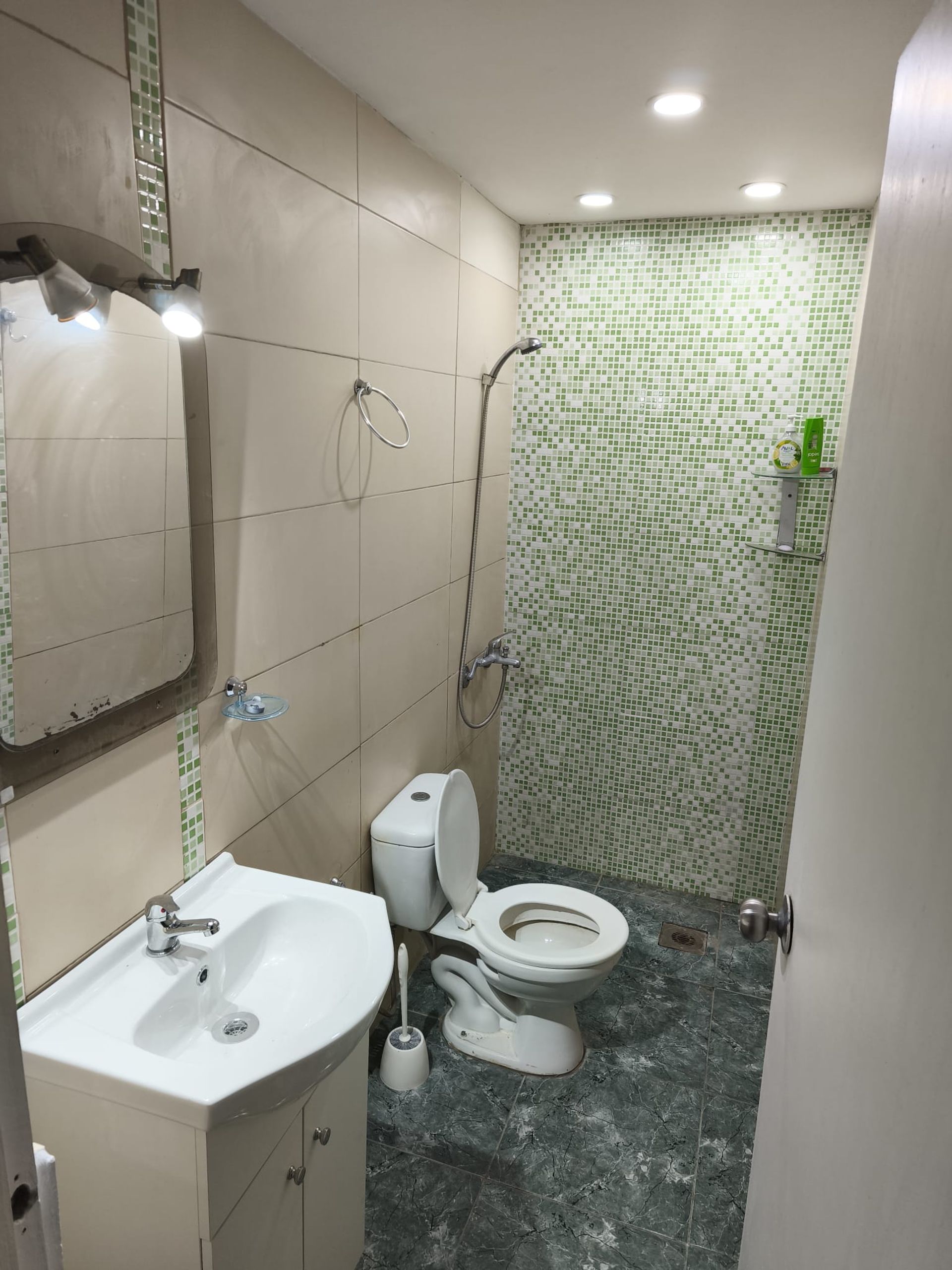 Alquiler casa 3 dorm,2escr,2baños y garaje Aguada - 13