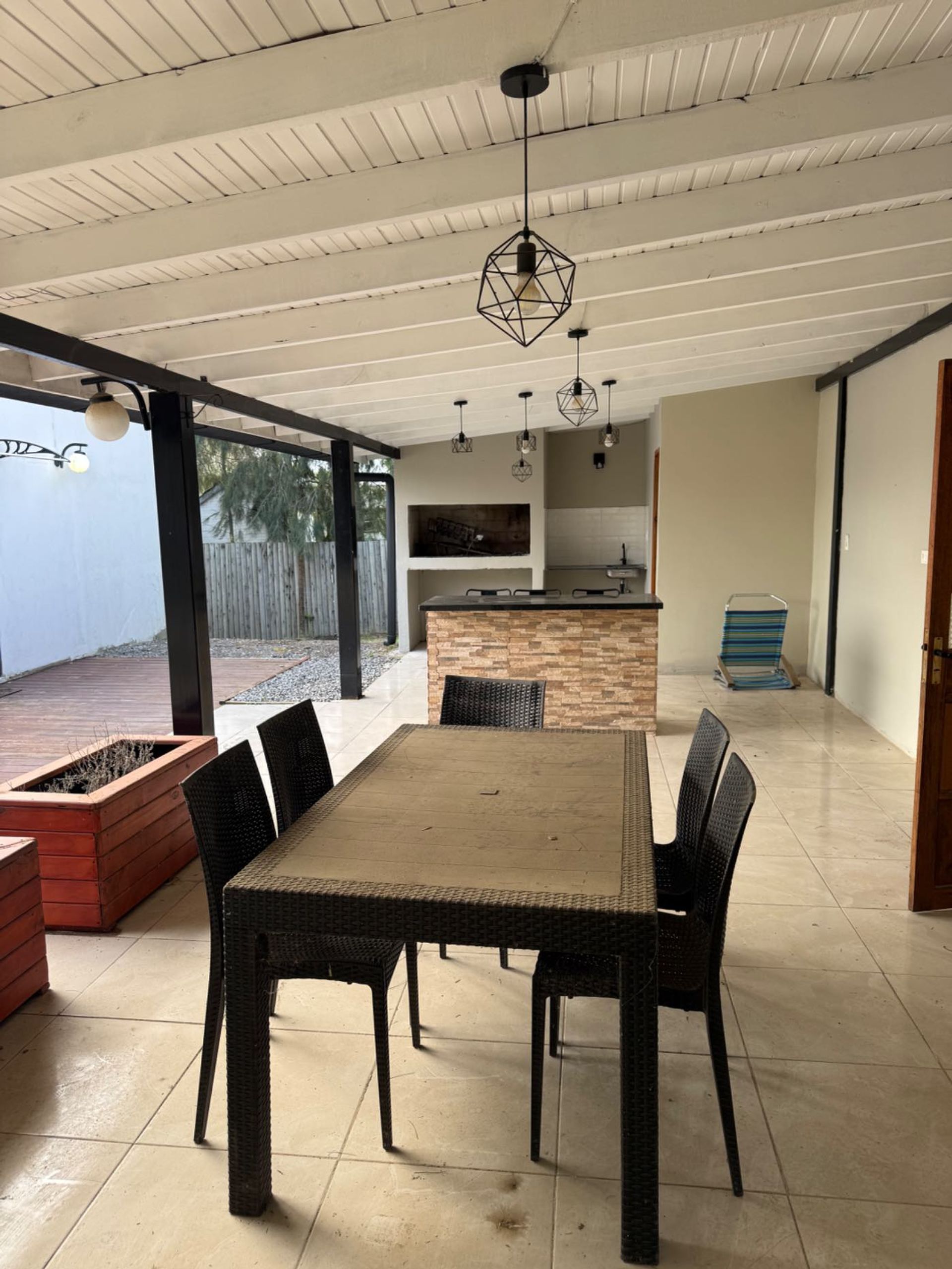 Venta casa 4 dorm Colinas de Carrasco piscina - 17