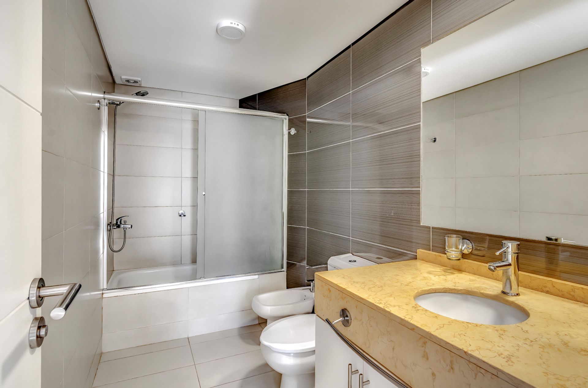 Venta apartamento 2 dormitorios zona Brava - 18