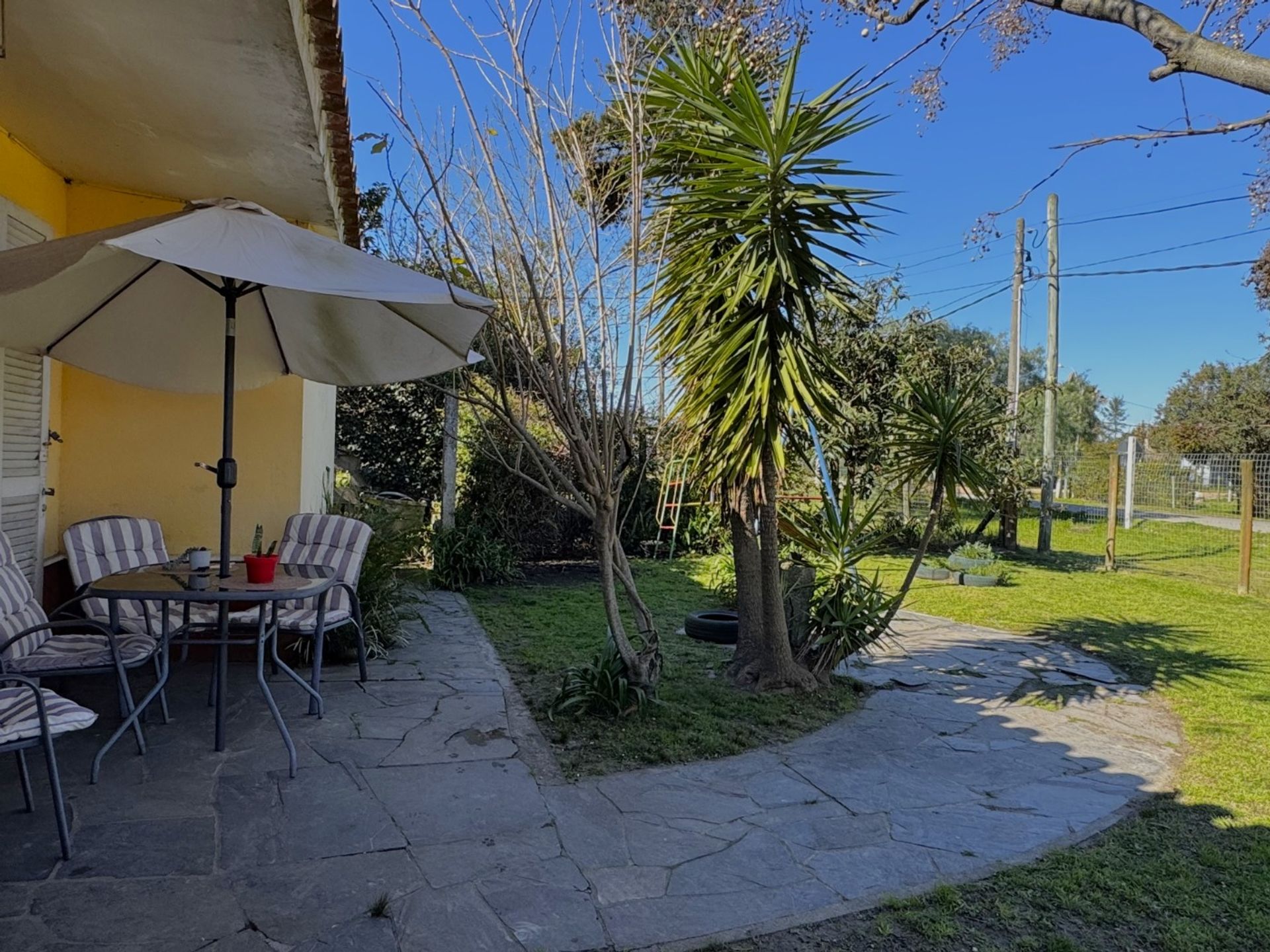 VENDE 2 casas en un padrón 2D Lomas de Solymar - 1