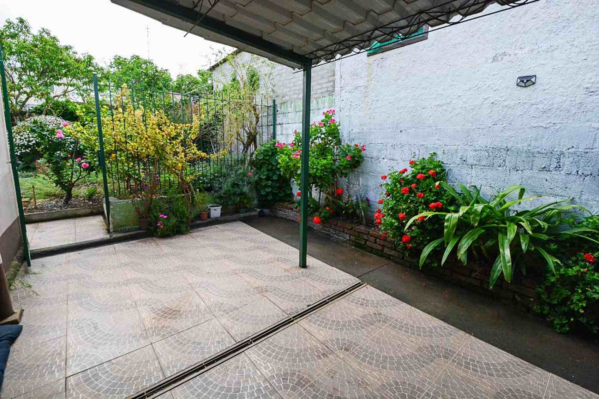 VENTA DE 2 APARAMENTOS CON PATIO - BELVEDERE - 2