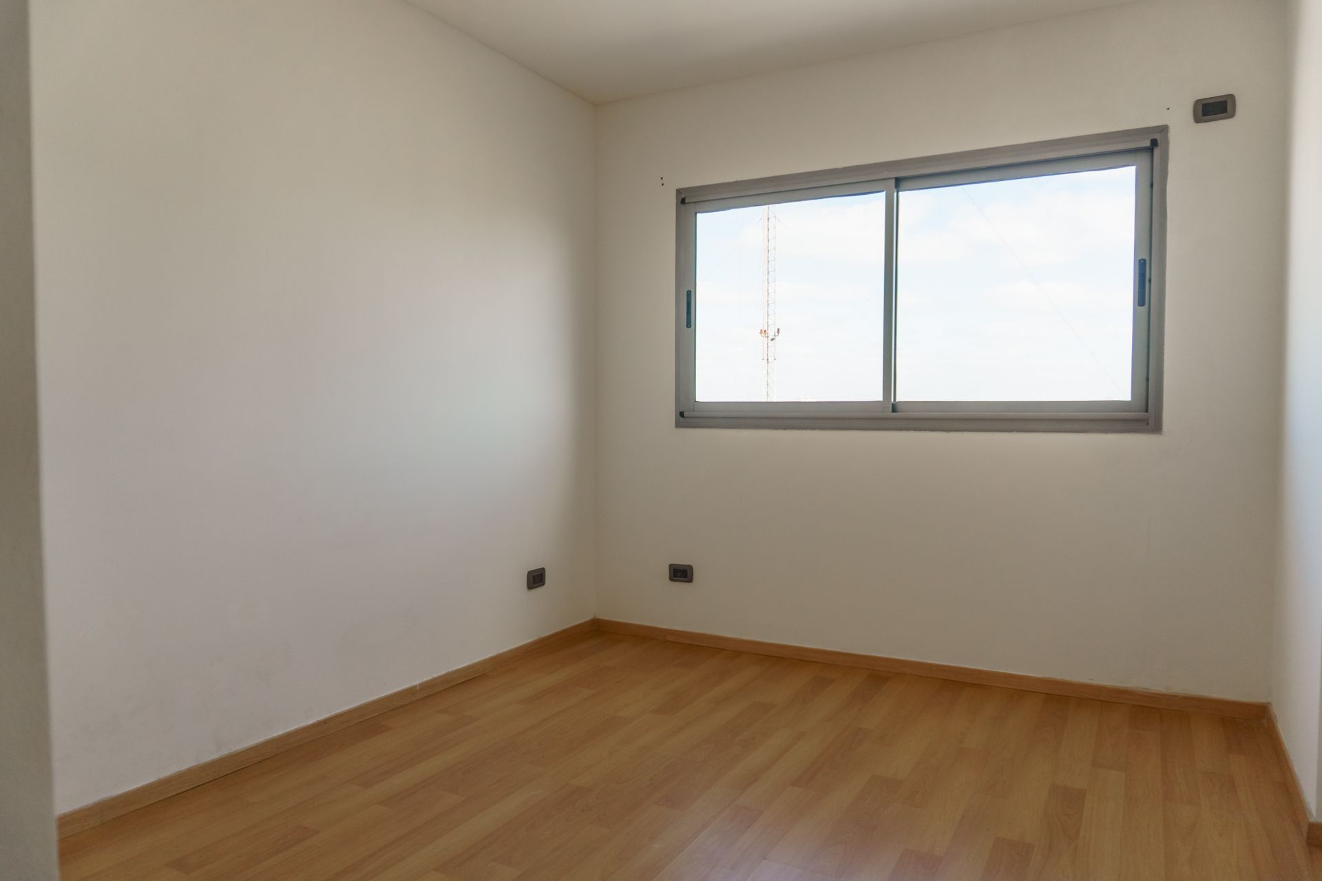 Venta depto 2 ambientes con balcon y cochera - 8