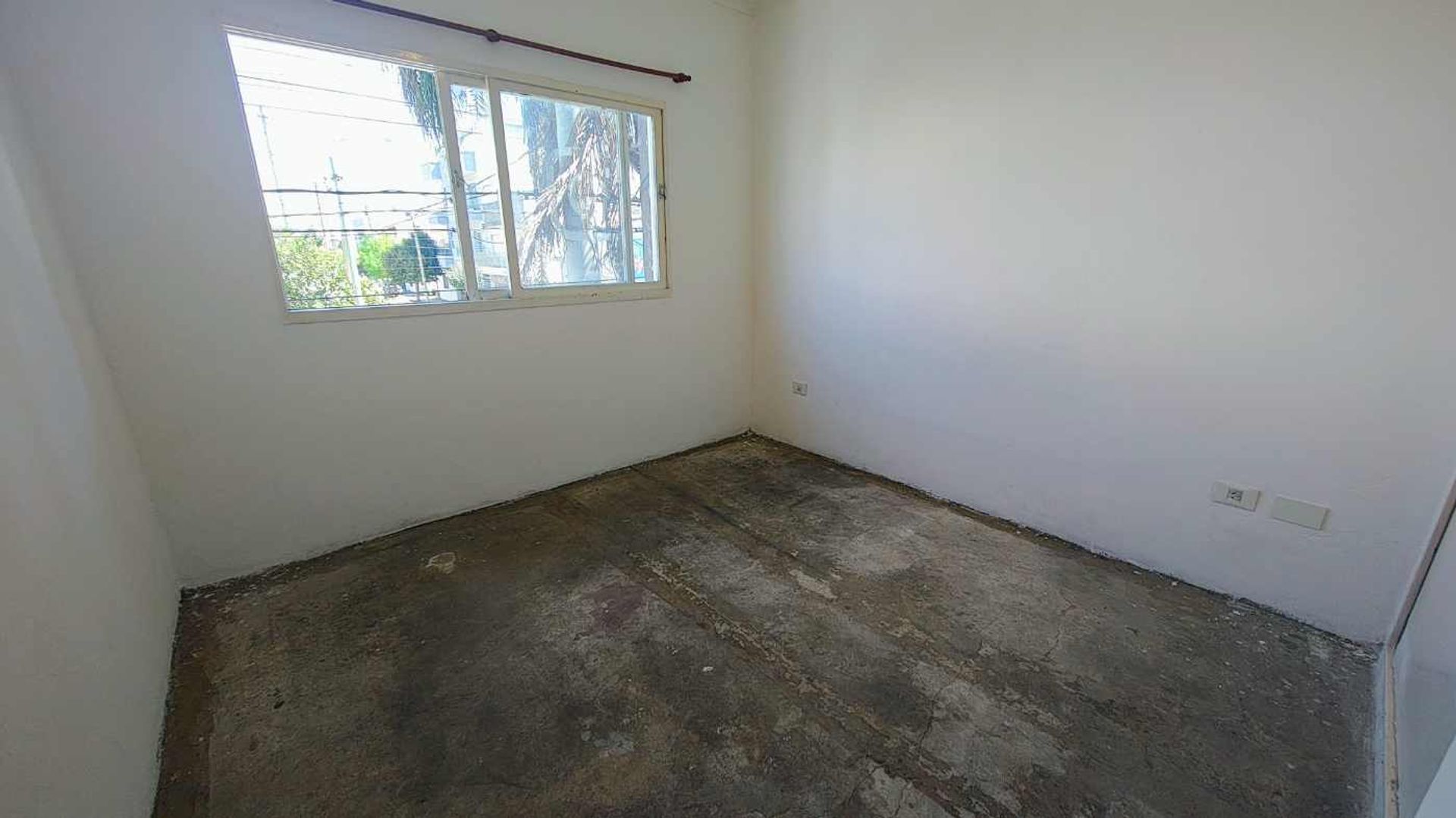 P H en Venta en La Matanza, G.B.A. Zona Oeste - USD 40.000 | Inmoup - 6