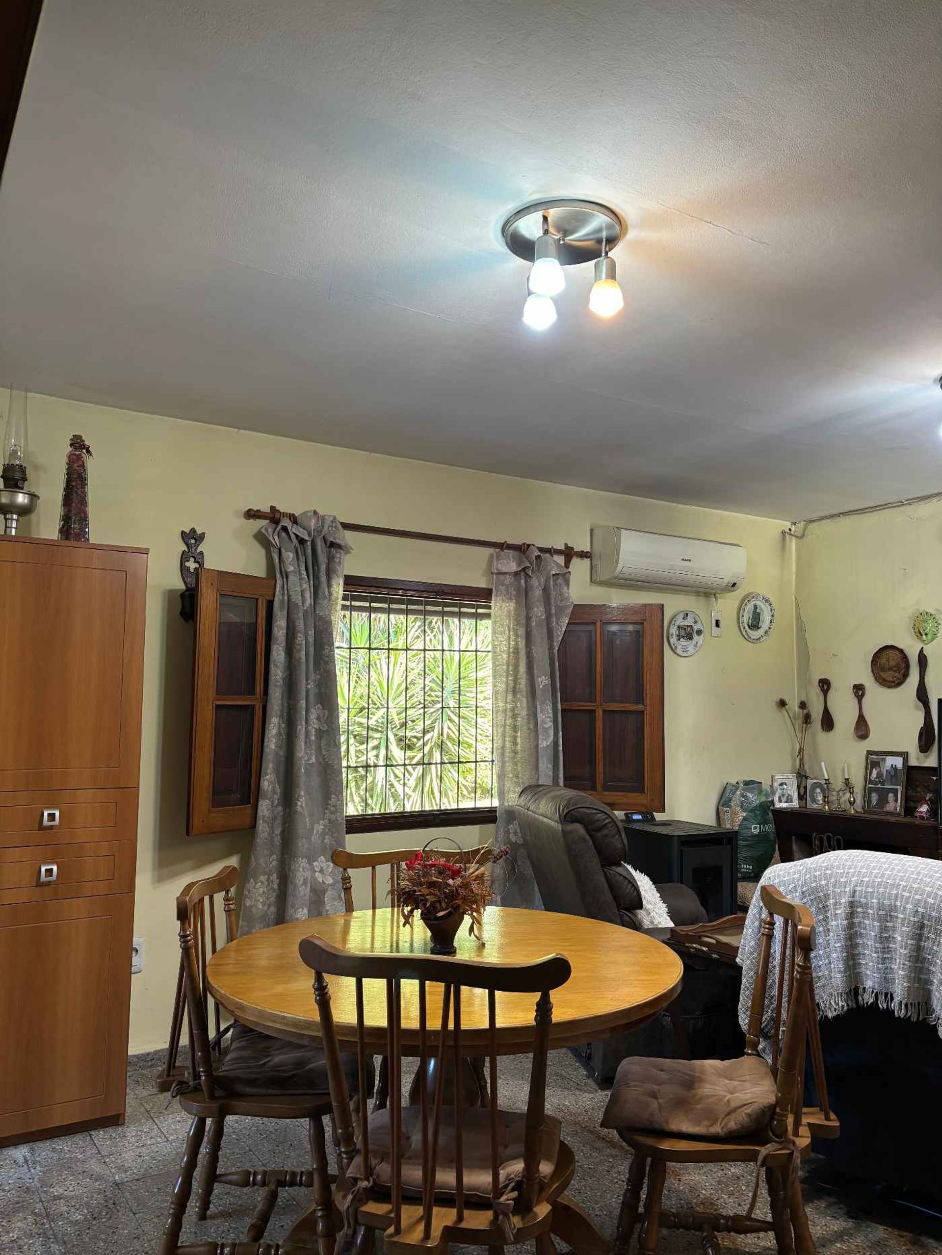 VENTA CASA LEZICA 2 DORMITORIO MAS MONOAMBIENTE - 12