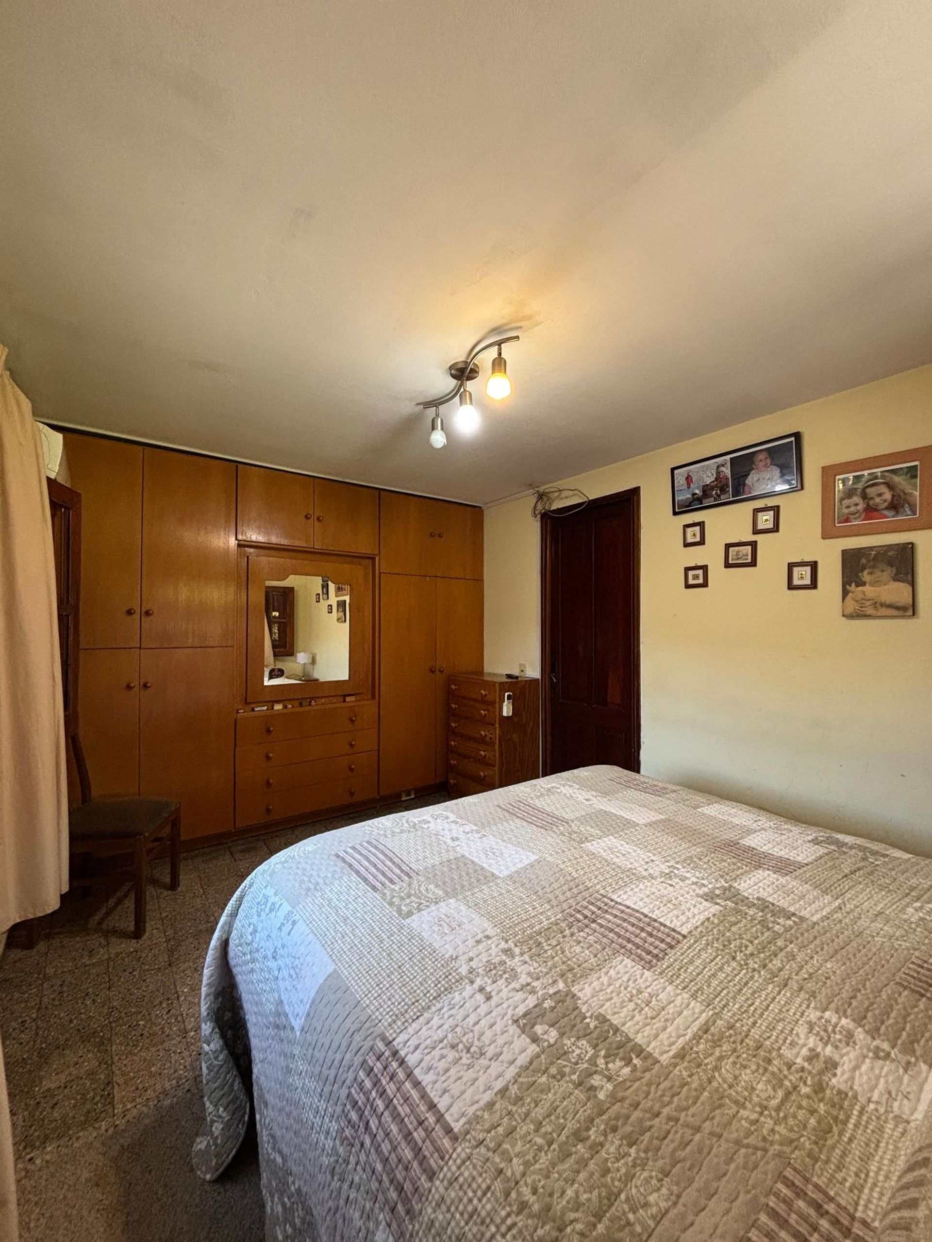 VENTA CASA LEZICA 2 DORMITORIO MAS MONOAMBIENTE - 14