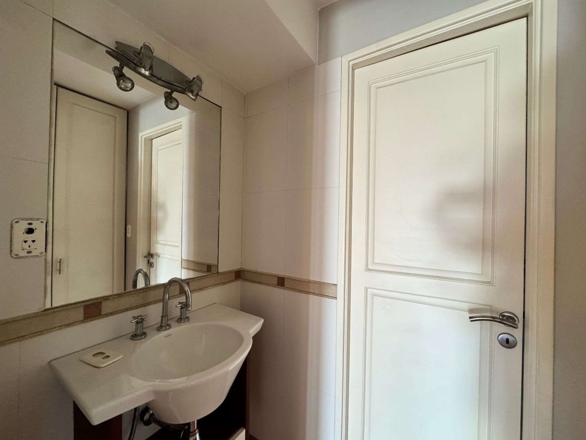 Casa en Venta en Guaymallen, Mendoza