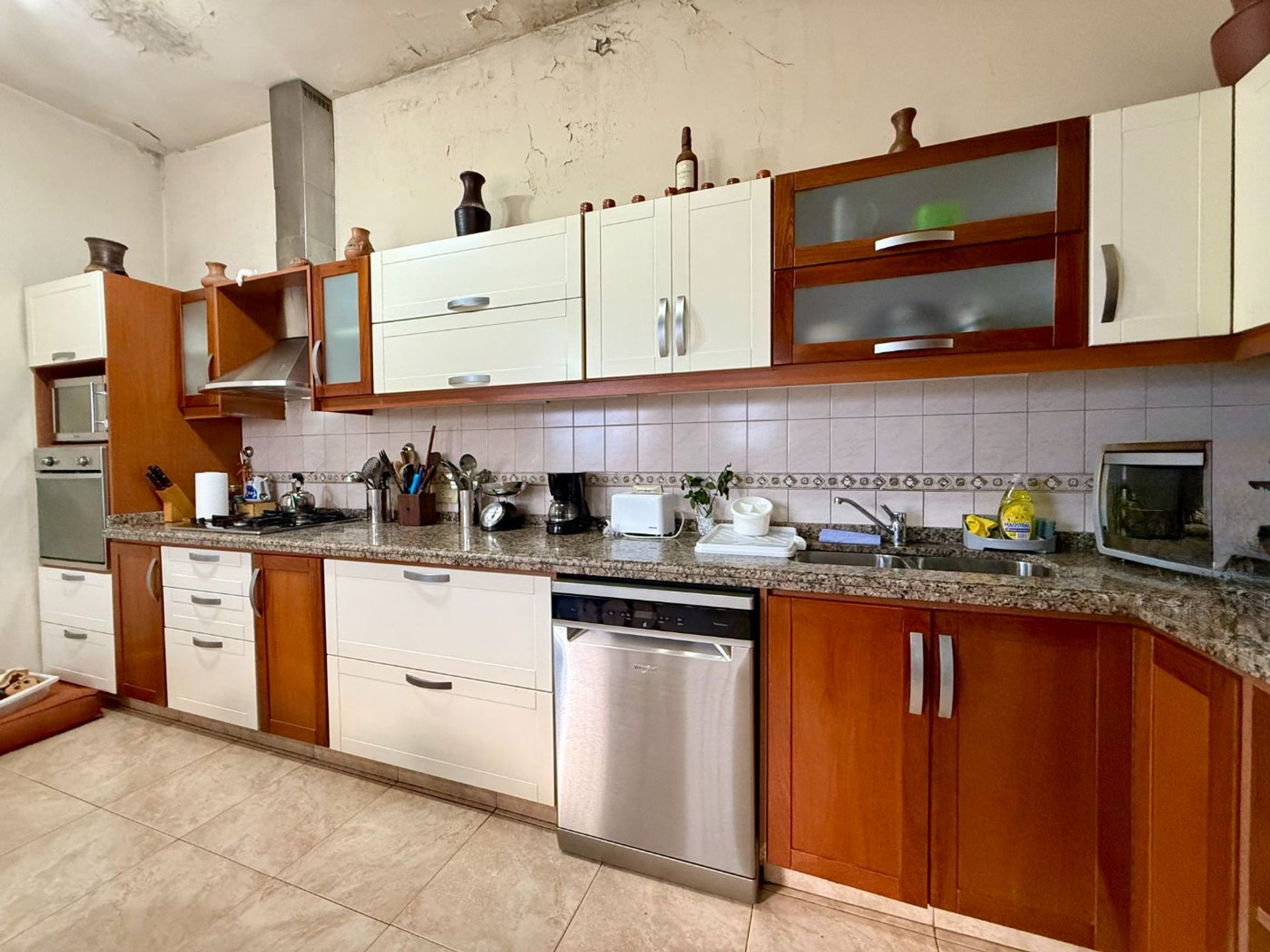 P H en Venta en Moron, G.B.A. Zona Oeste