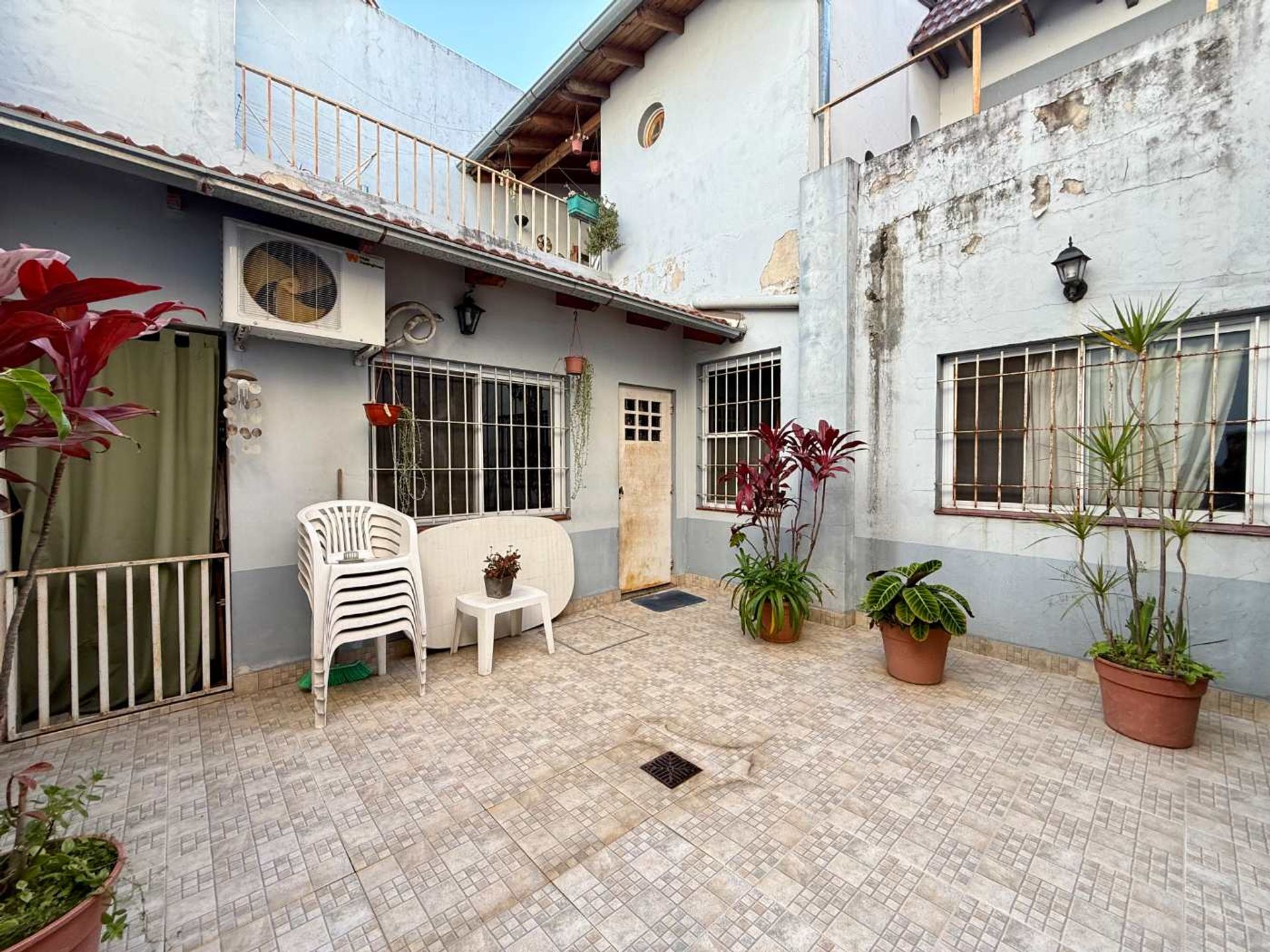 P H en Venta en Moron, G.B.A. Zona Oeste