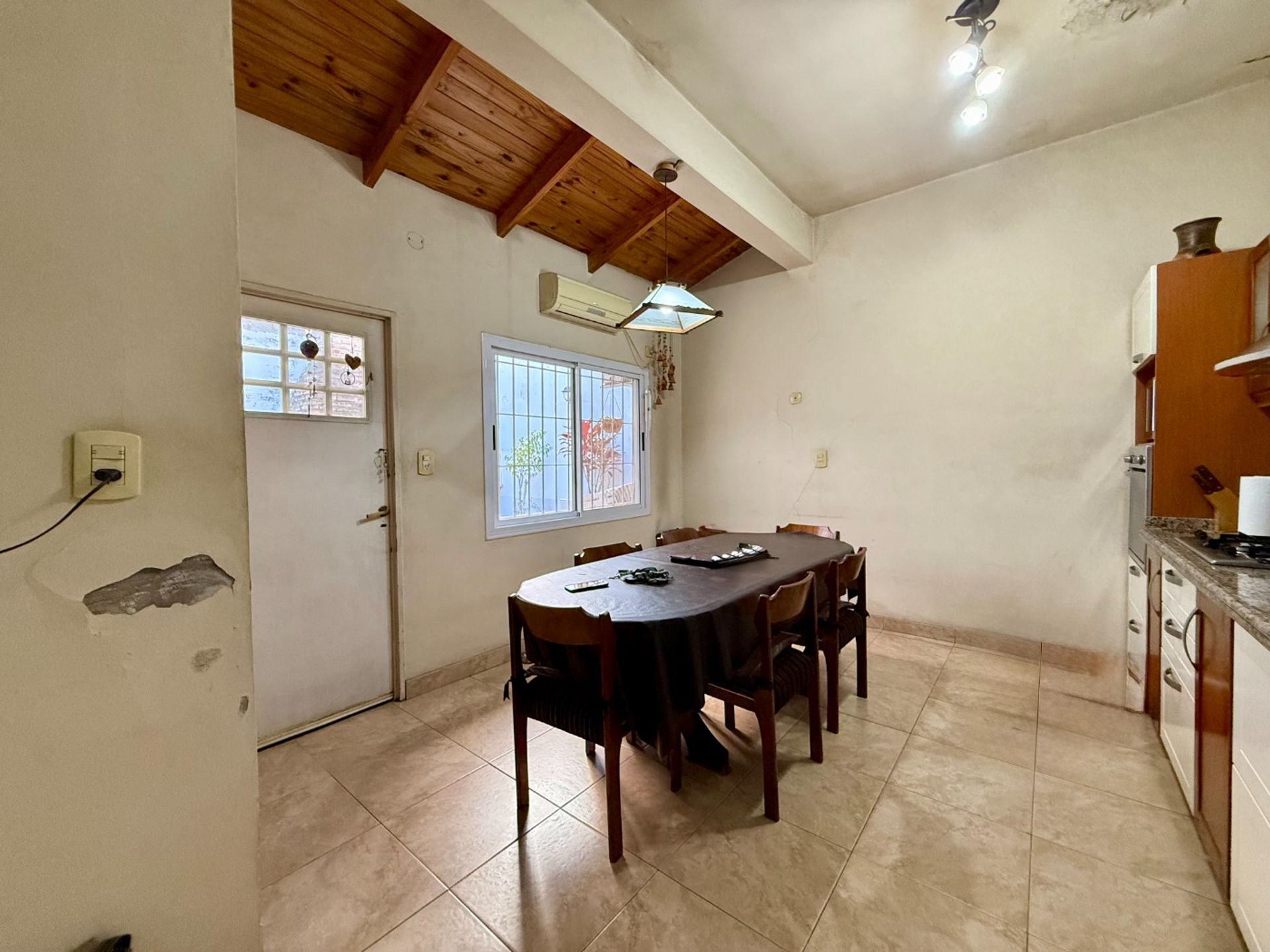 P H en Venta en Moron, G.B.A. Zona Oeste