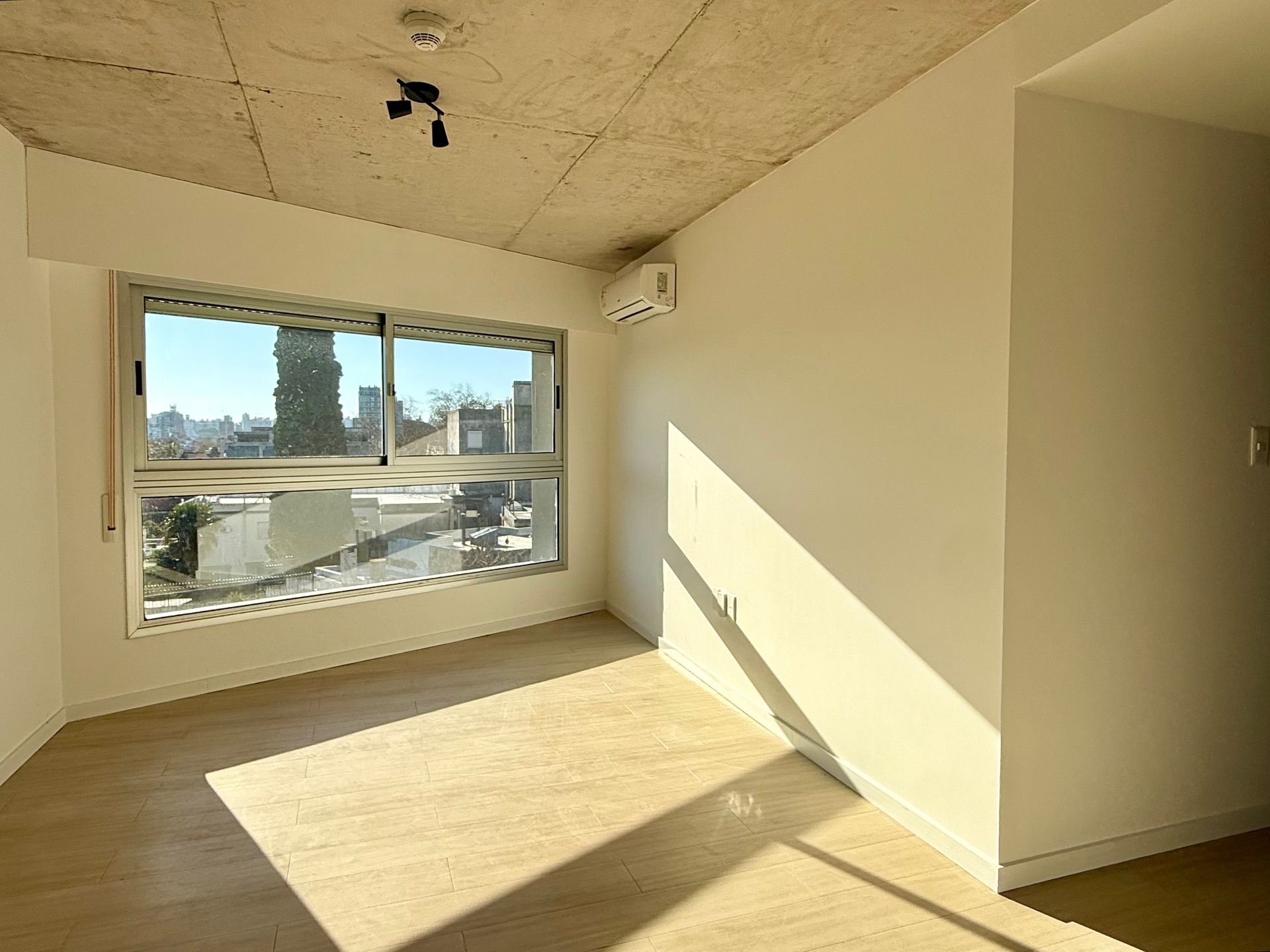 Venta apartamento Pocitos 1 dormitorio con garaje - 1