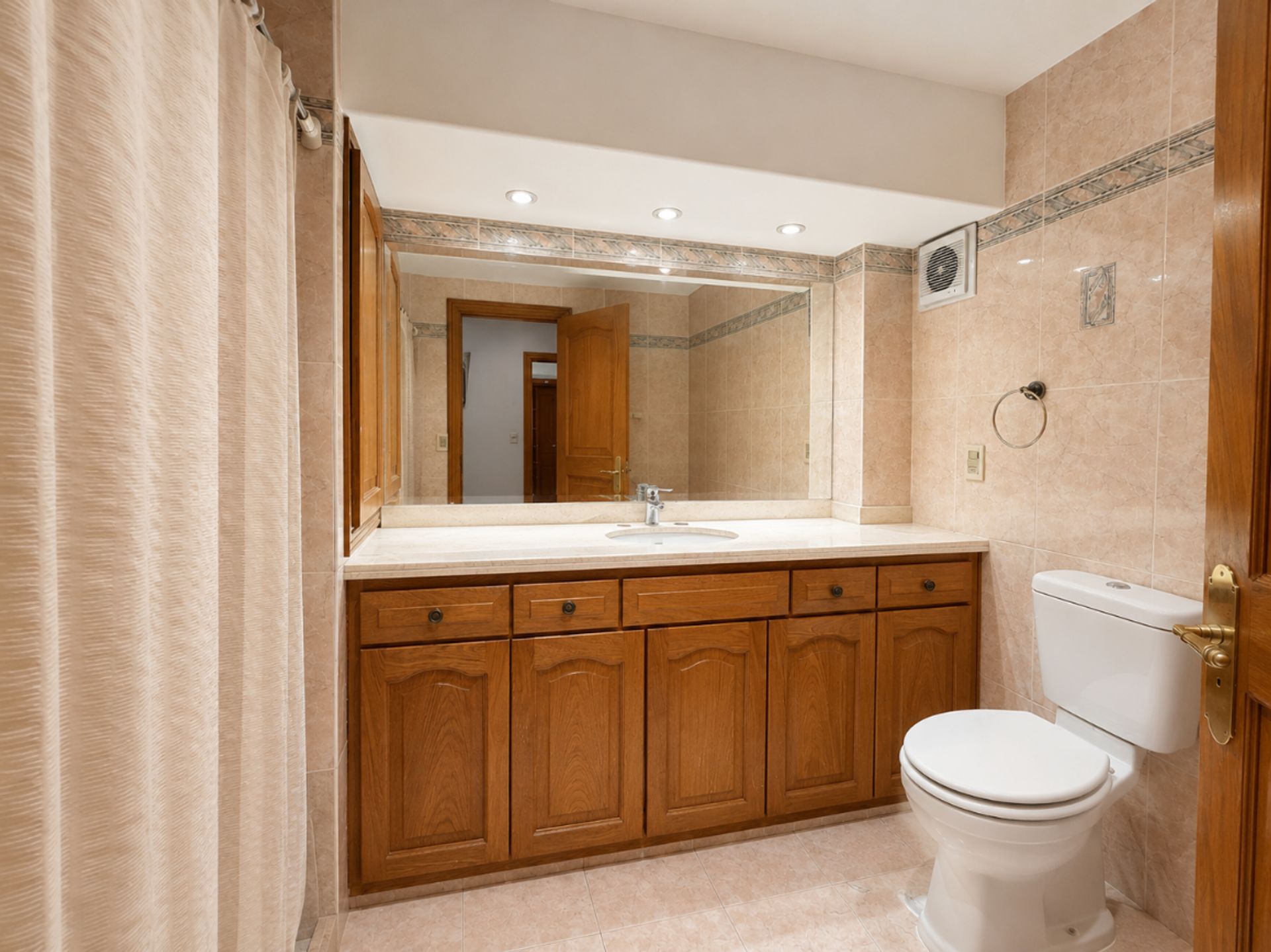 Venta Apartamento Rambla Punta Carretas 4 Dorm - 16