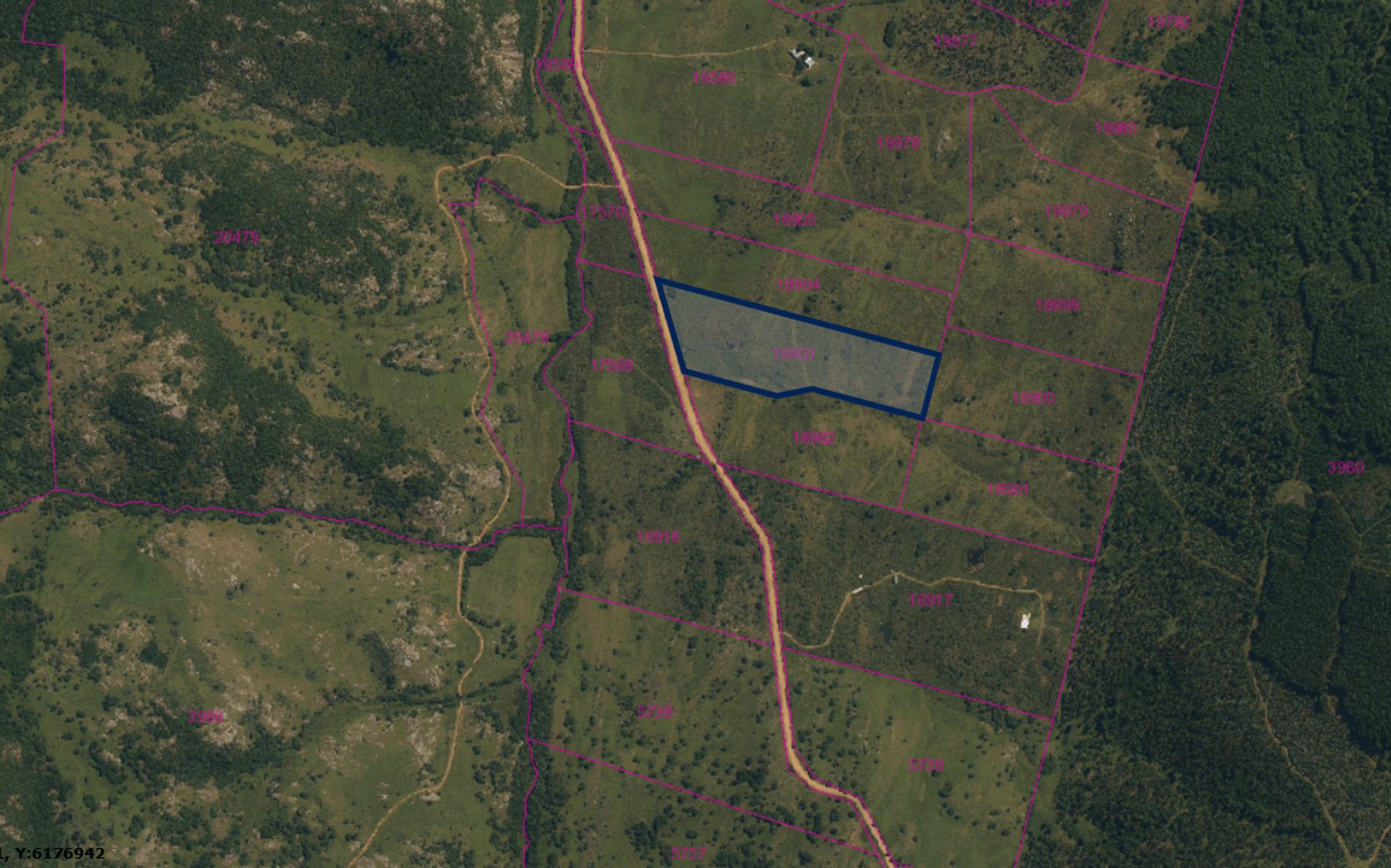 VENTA CHACRA AGUAS BLANCAS 5HA - 7