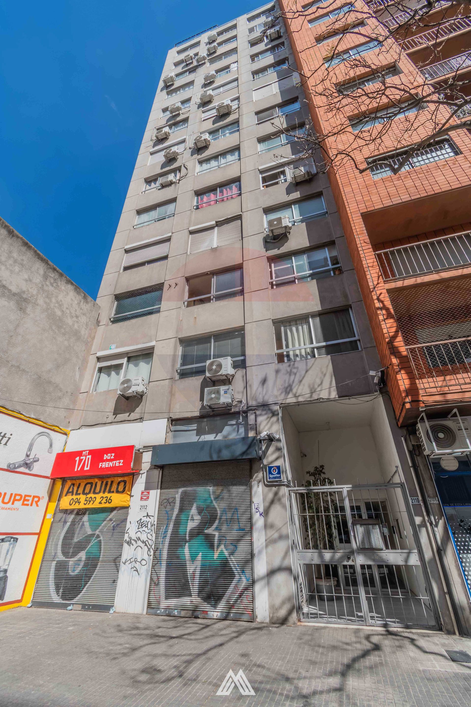 ALQUILER MONOAMBIENTE SOBRE 18 DE JULIO, CENTRO - 13