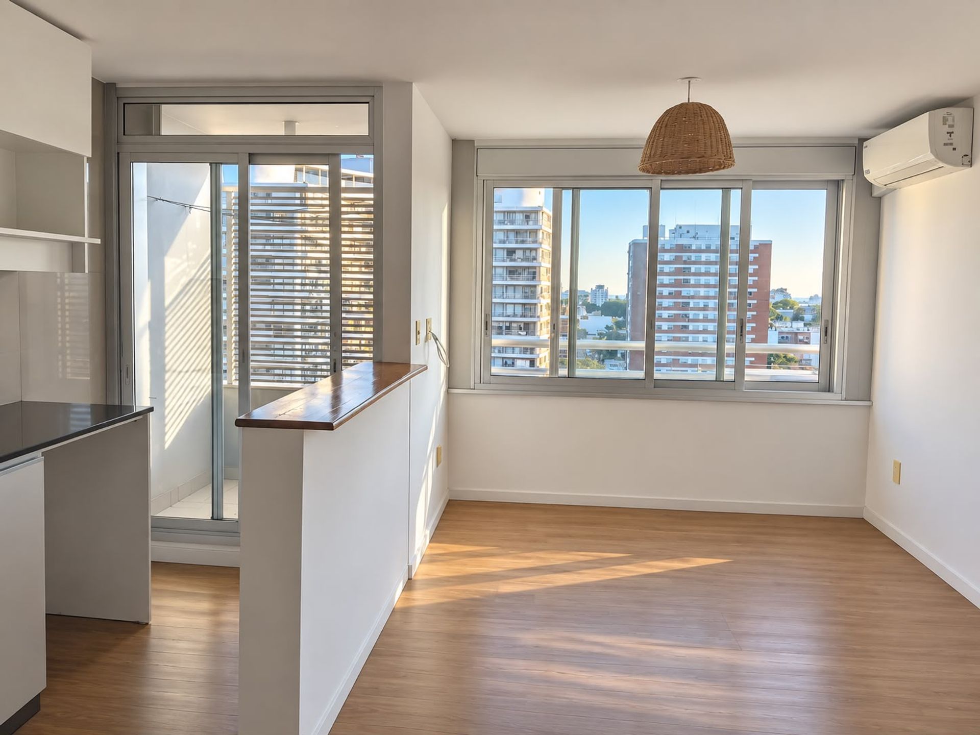 Venta apartamento Malvin un dormitorio y garage - 1