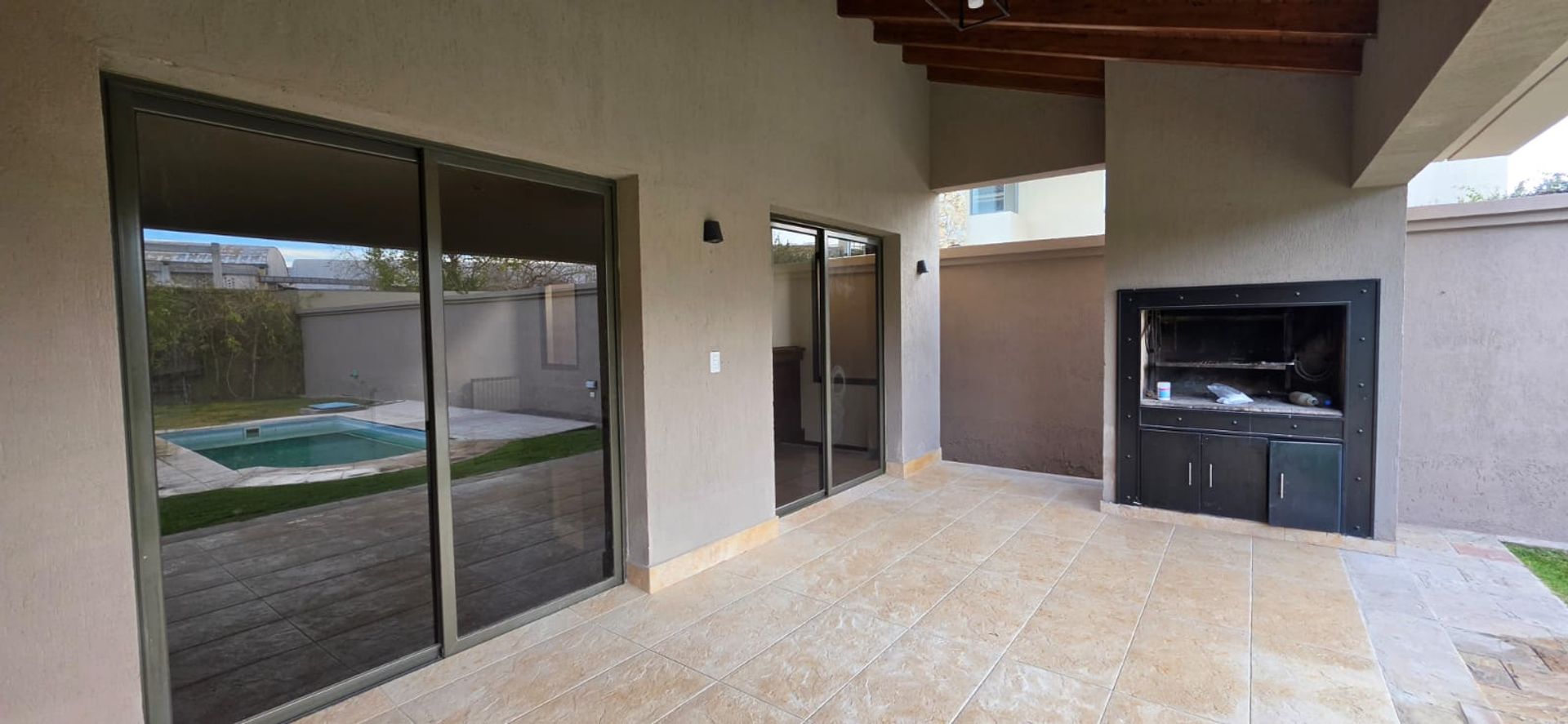 Casa en Venta en Guaymallen, Mendoza - USD 390.000 | Inmoup - 26