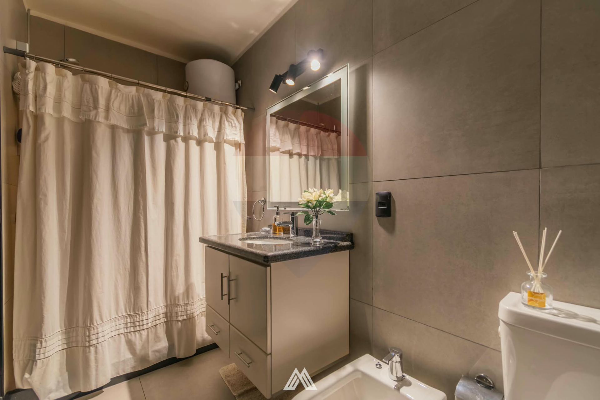 Venta apartamento, 2 dorm., terraza, Pocitos. - 11