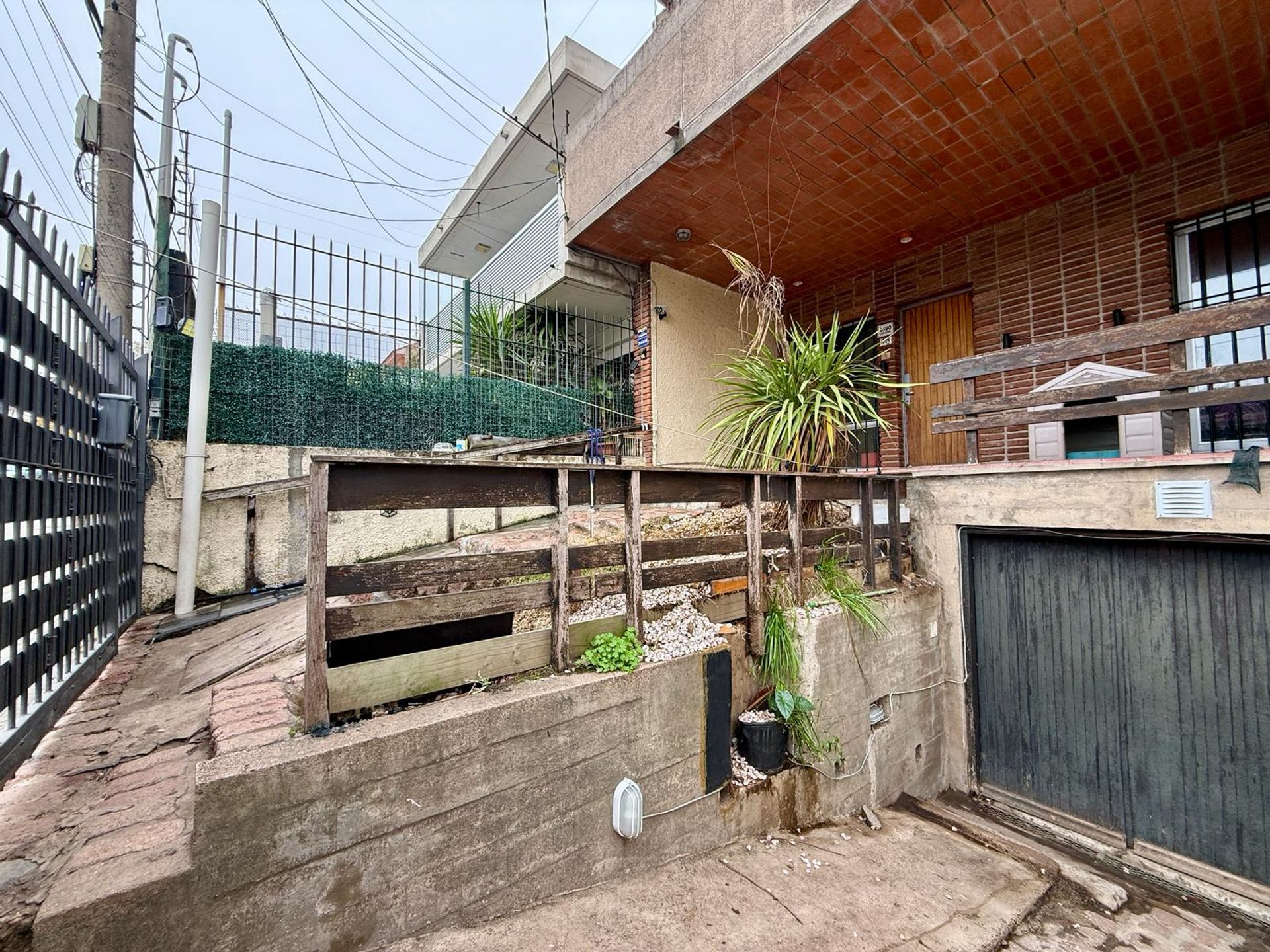 VENTA CASA MALVIN 4 DORM, BALCÓN, PATIO Y BARBACOA - 4