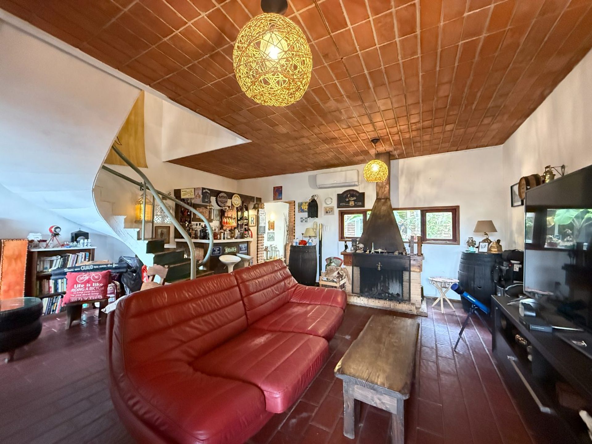 VENTA CASA MALVIN 4 DORM, BALCÓN, PATIO Y BARBACOA - 6