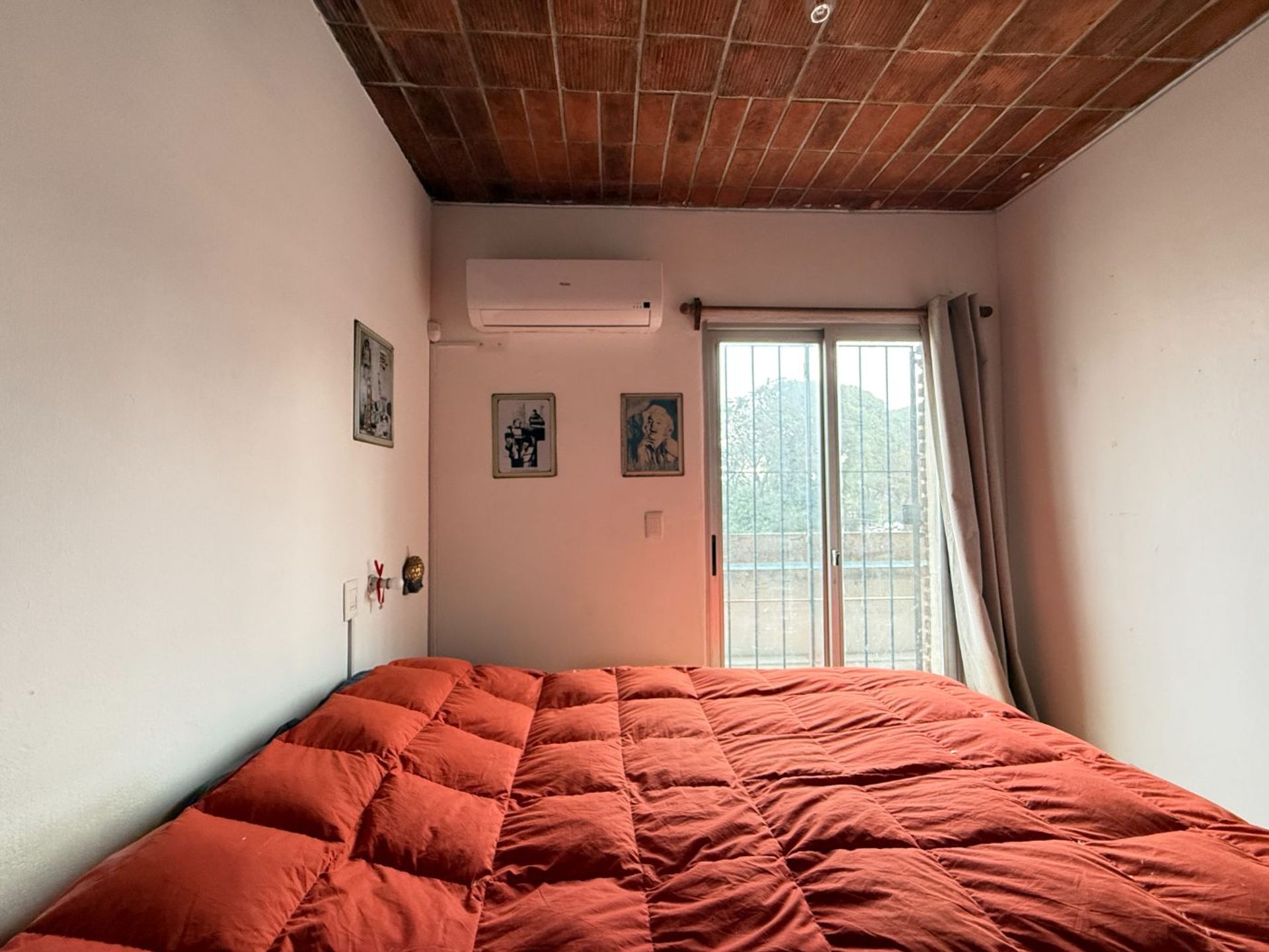 VENTA CASA MALVIN 4 DORM, BALCÓN, PATIO Y BARBACOA - 16