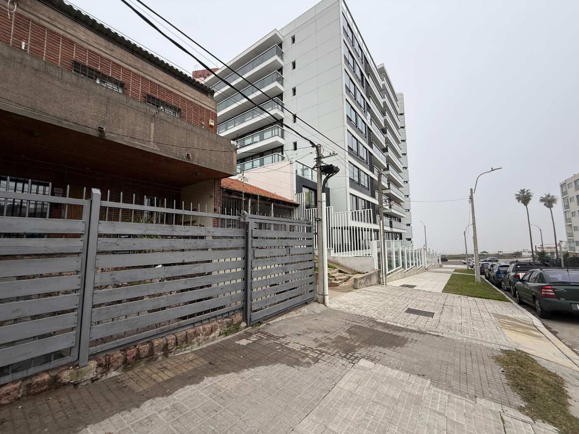 VENTA CASA MALVIN 4 DORM, BALCÓN, PATIO Y BARBACOA - 3