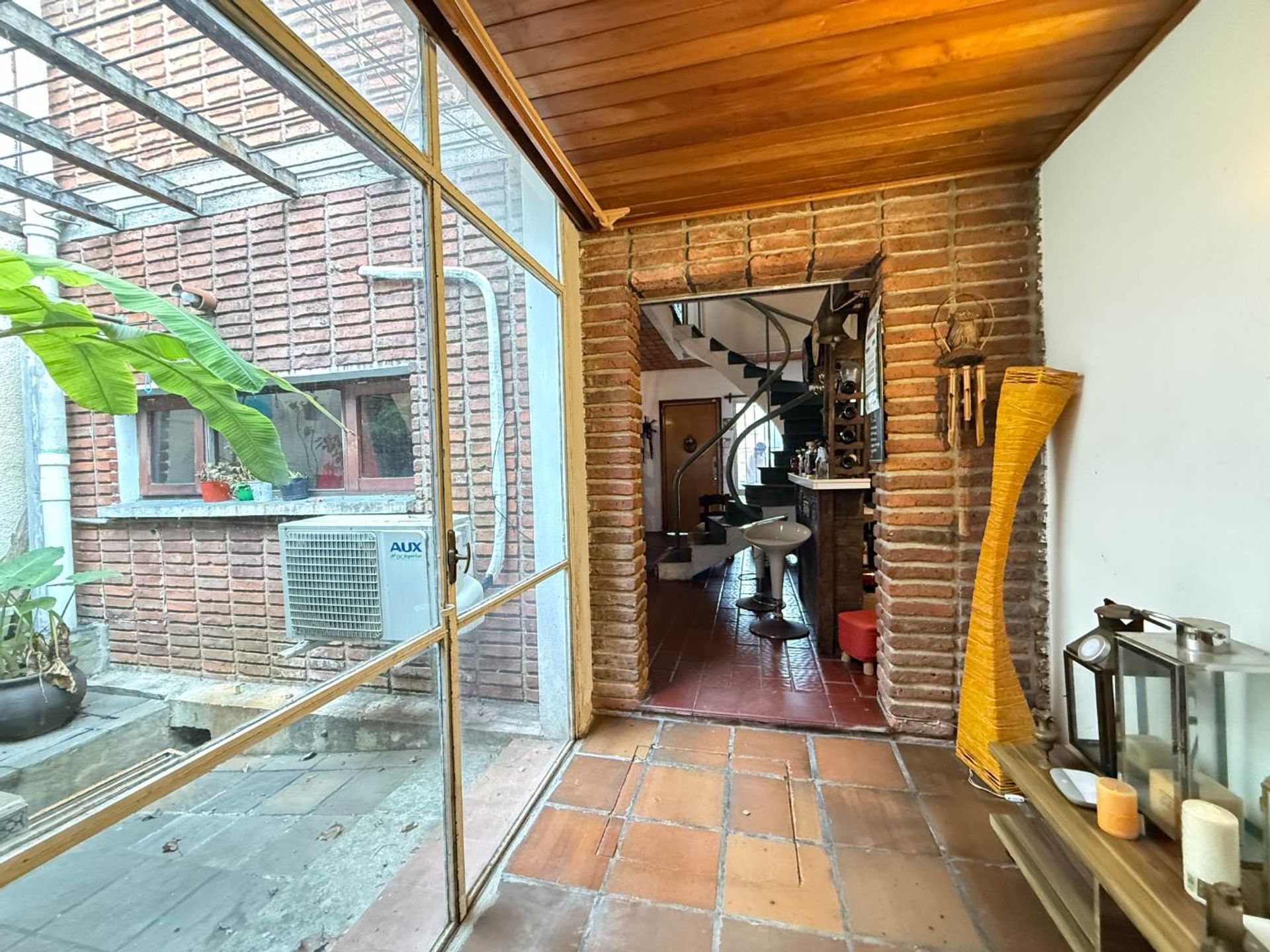 VENTA CASA MALVIN 4 DORM, BALCÓN, PATIO Y BARBACOA - 9