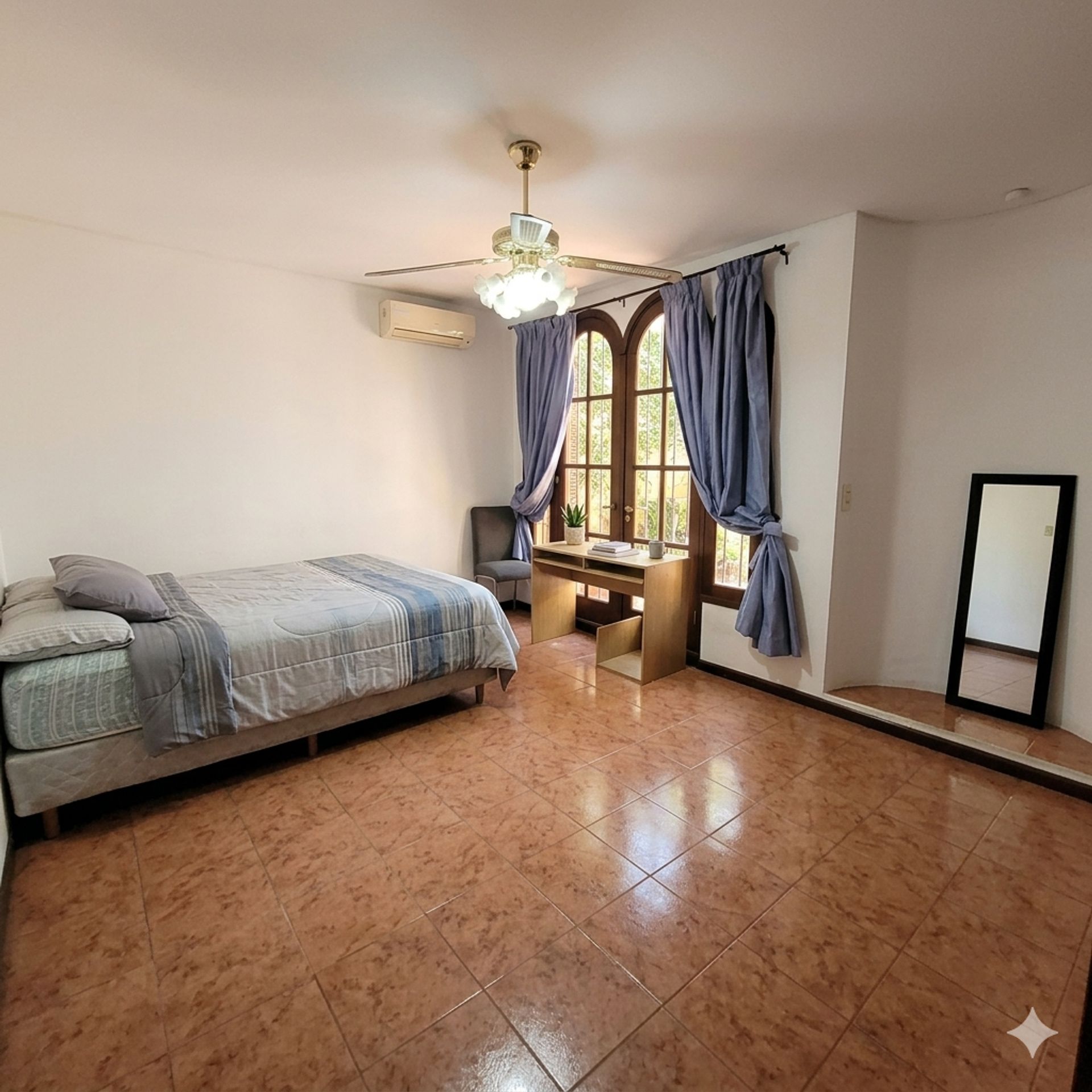 Casa en Venta en Guaymallen, Mendoza