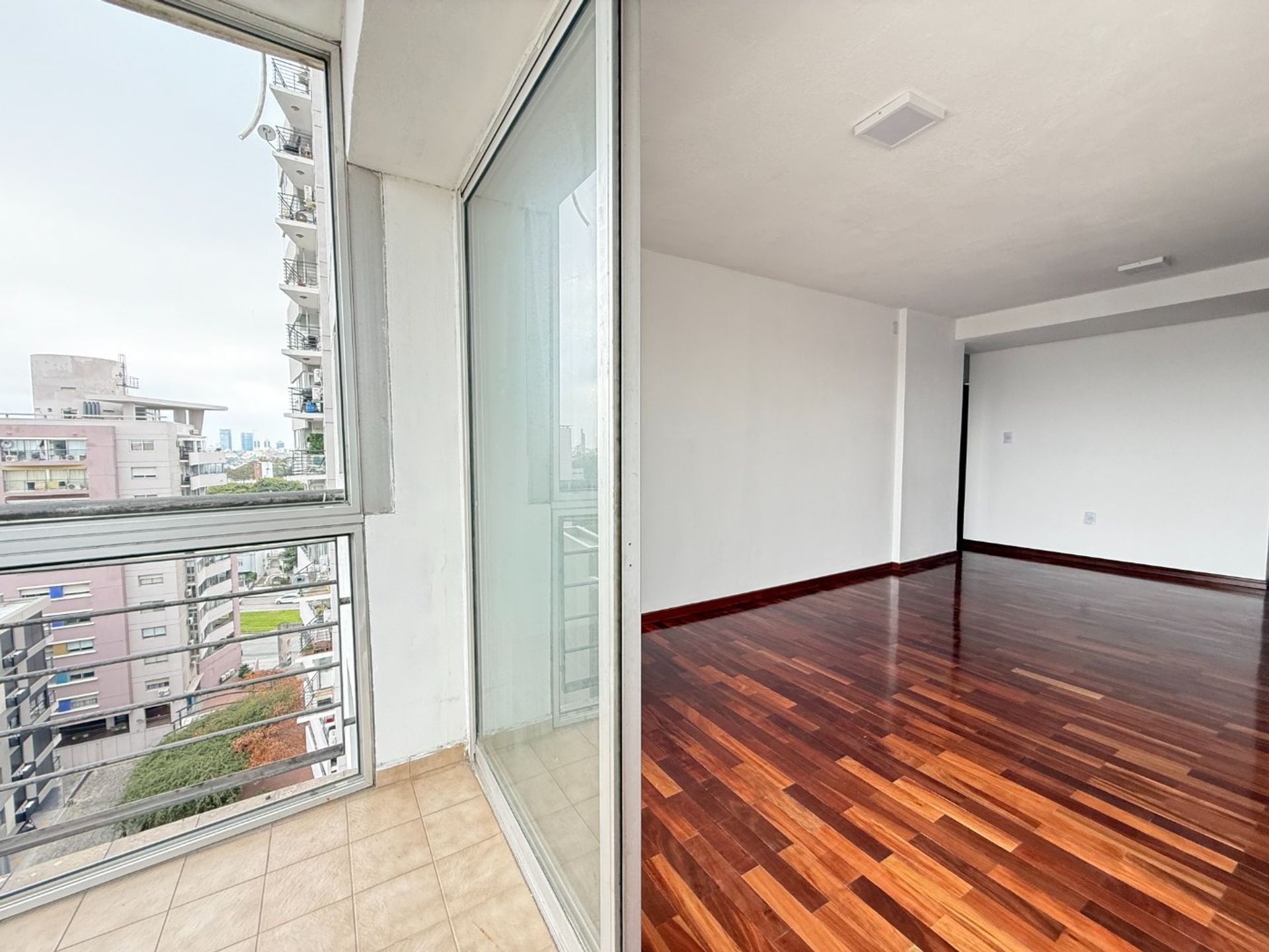 Venta Apartamento 3dormitorio balcón Tres Cruces - 18
