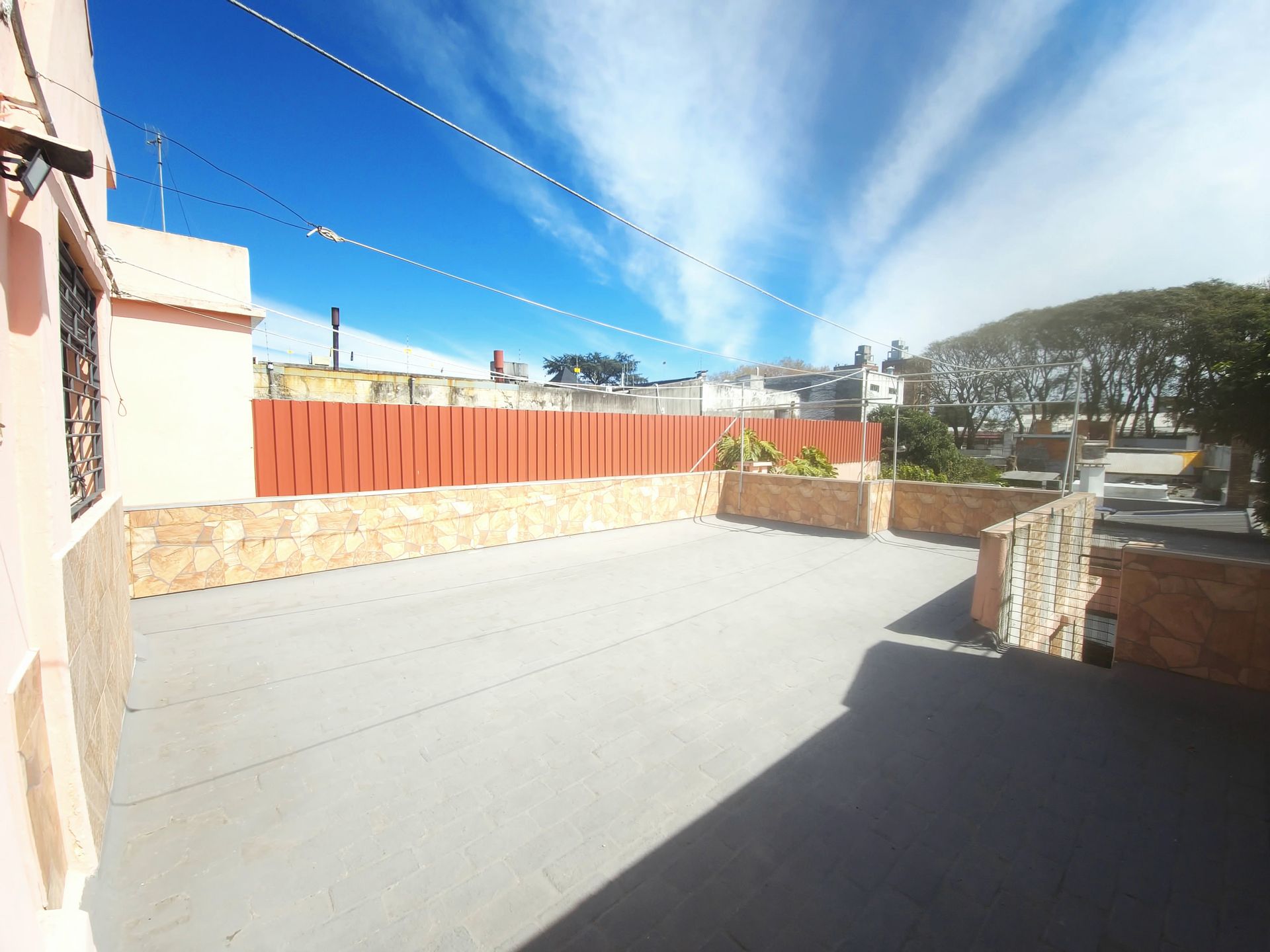Venta casa 5 dormitorios garage Brazo Oriental - 18