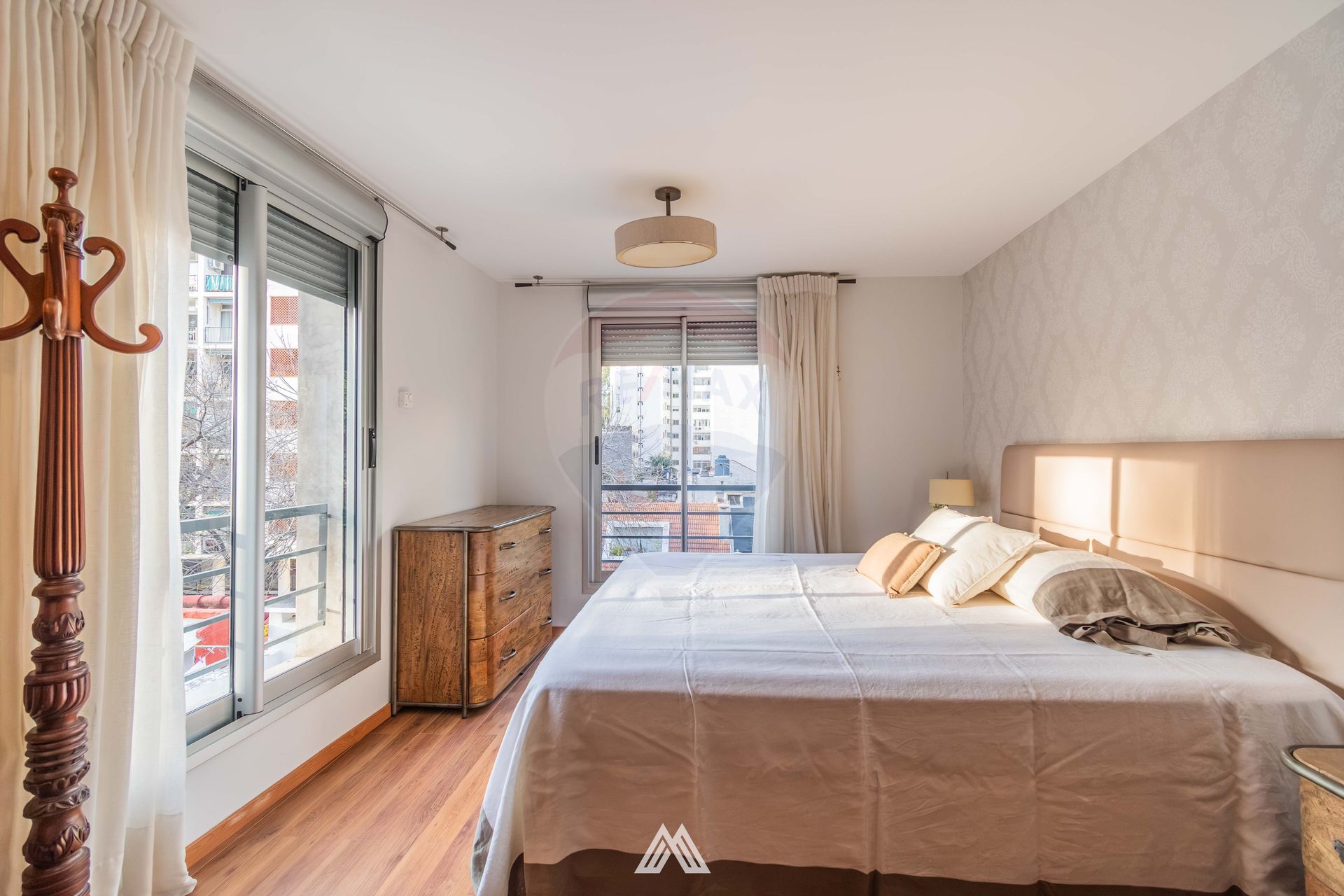 VENTA POCITOS APTO 2 DORM TERRAZA + GJE AMUEBLADO - 14