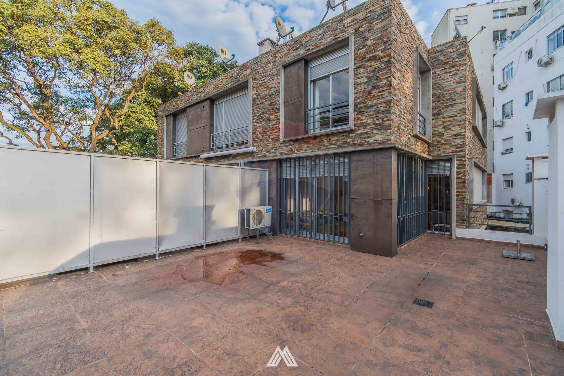VENTA POCITOS APTO 2 DORM TERRAZA + GJE AMUEBLADO - 8