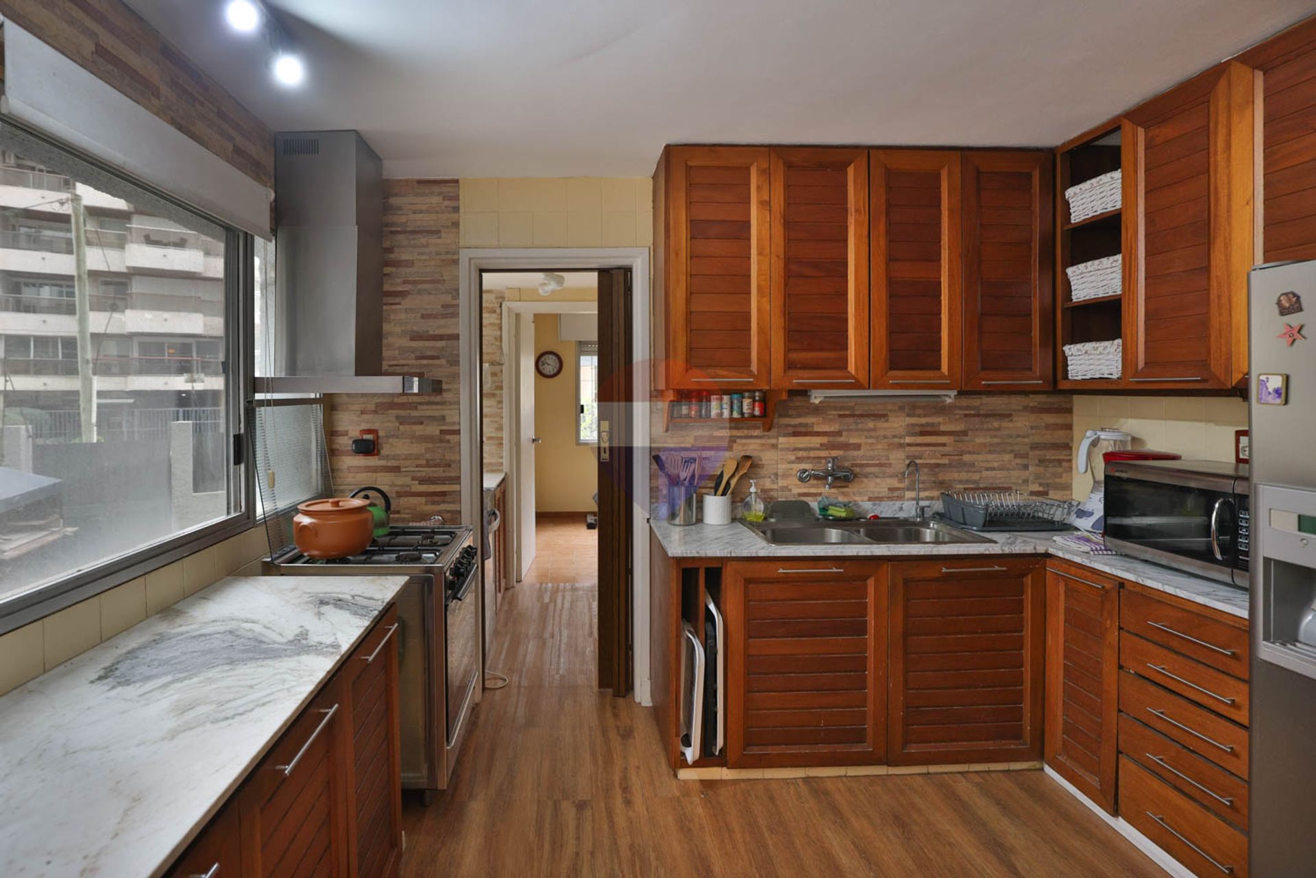 VENTA RAMBLA PUNTA CARRETAS, 3 DORM. SERV. GJE X 2 - 15