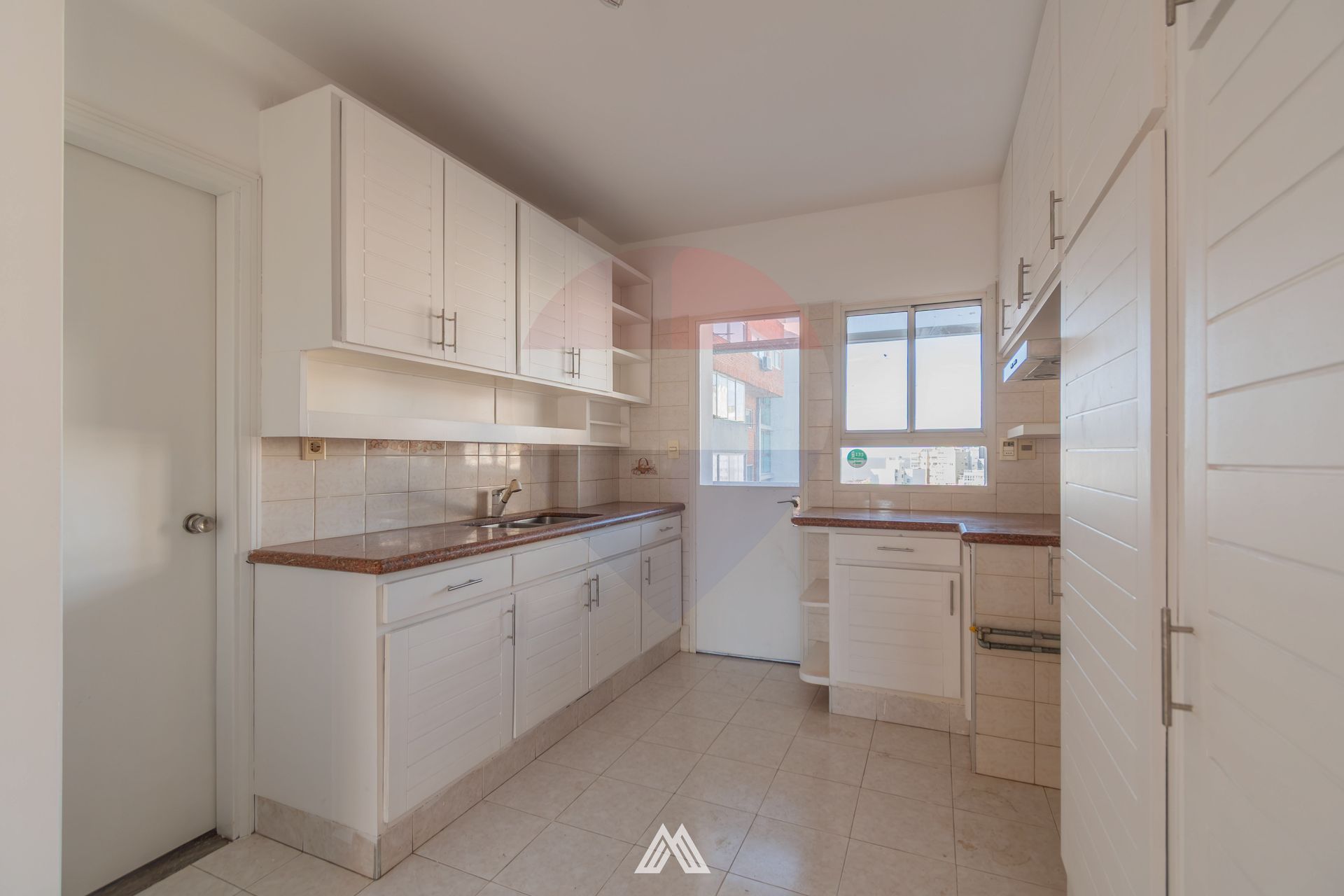 ALQUILER APARTAMENTO 3 DORMITORIOS GARAGE PISO 6 - 10