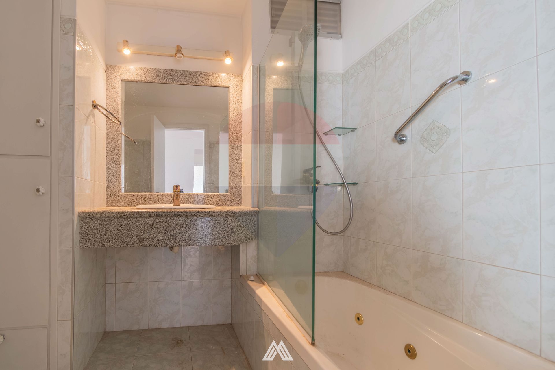 ALQUILER APARTAMENTO 3 DORMITORIOS GARAGE PISO 6 - 13