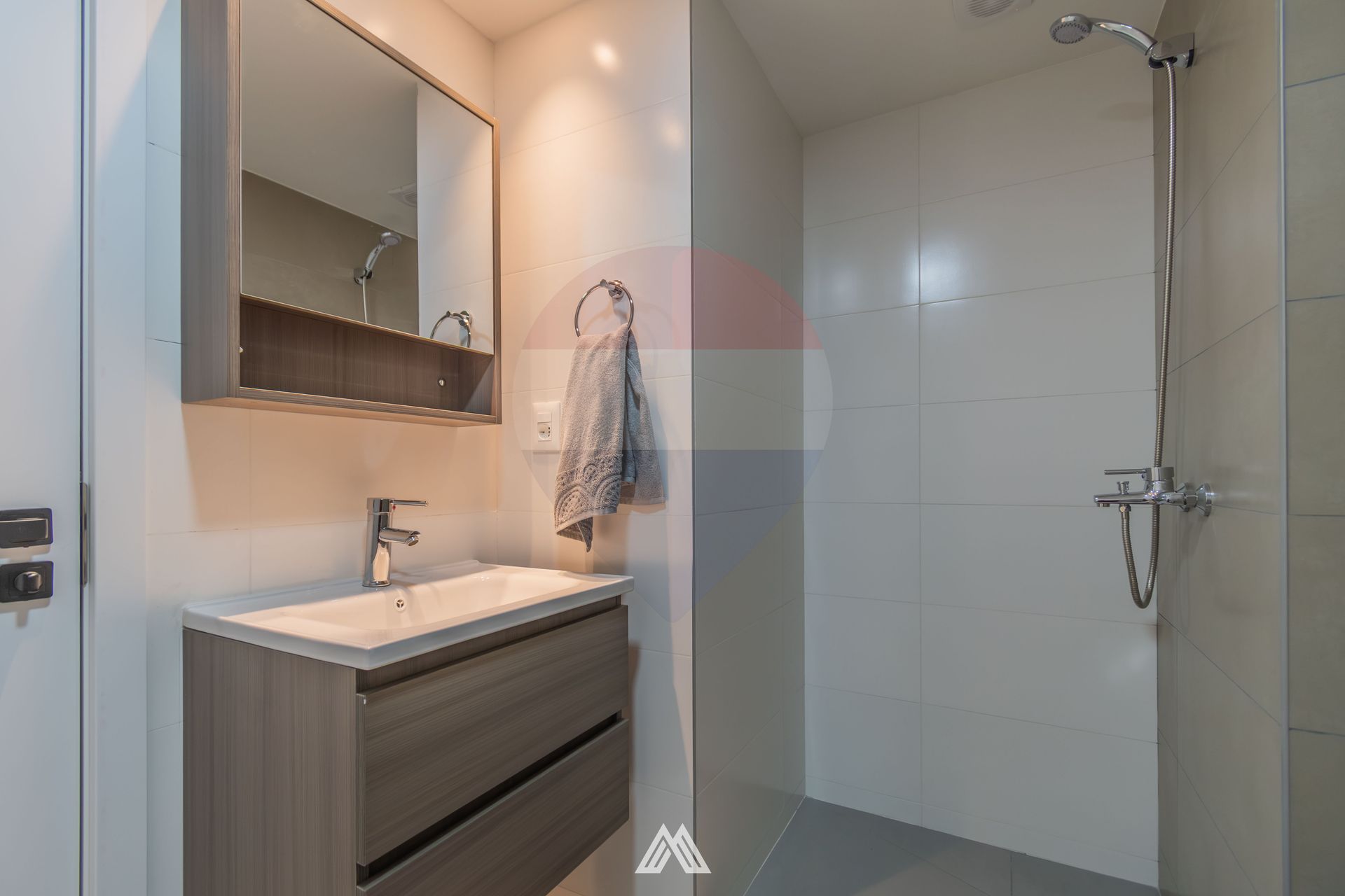 VENTA apto un dormitorio balcón CORDON SUR Ley VIS - 12