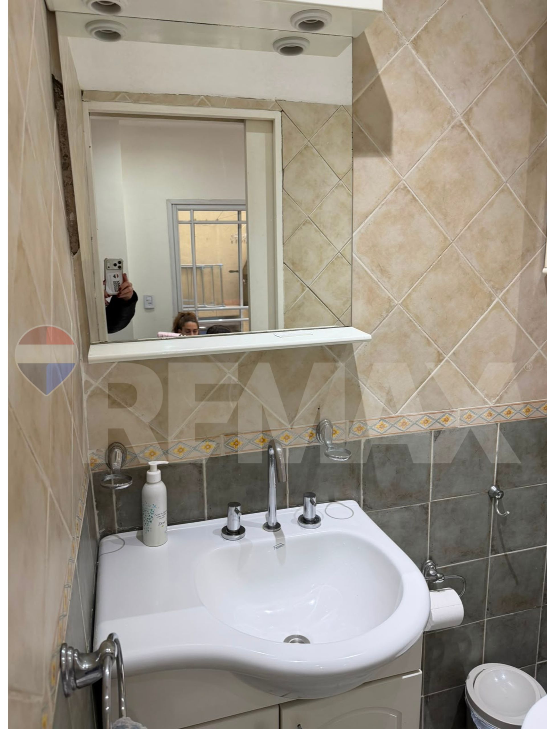 P H en Venta en La Matanza, G.B.A. Zona Oeste