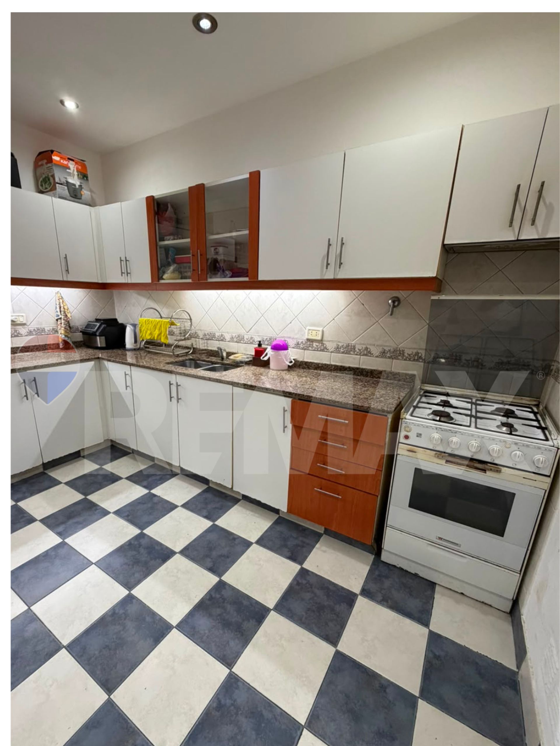 P H en Venta en La Matanza, G.B.A. Zona Oeste