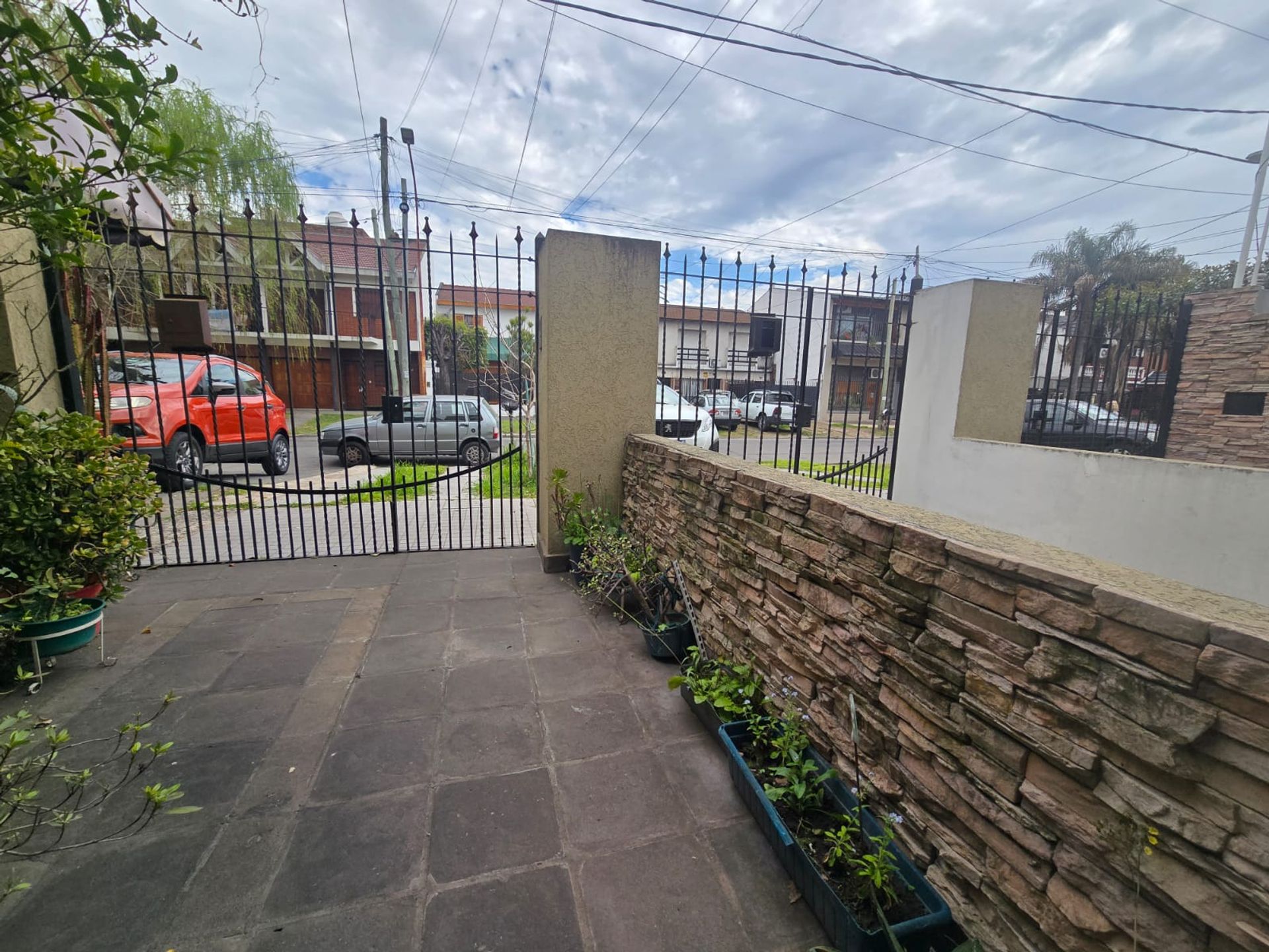 P H en Venta en La Matanza, G.B.A. Zona Oeste