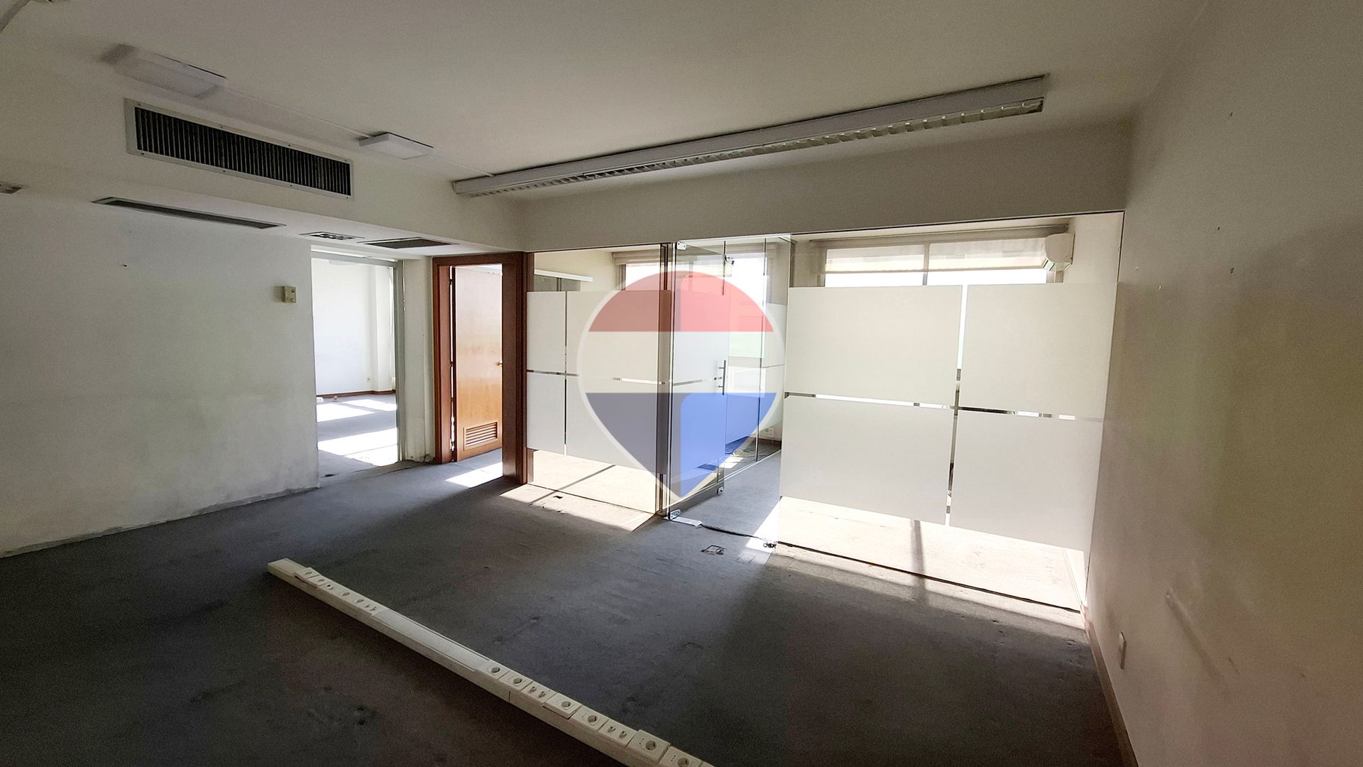 Alquiler | Oficina de 550 m&sup2; | Plaza Independencia - 8