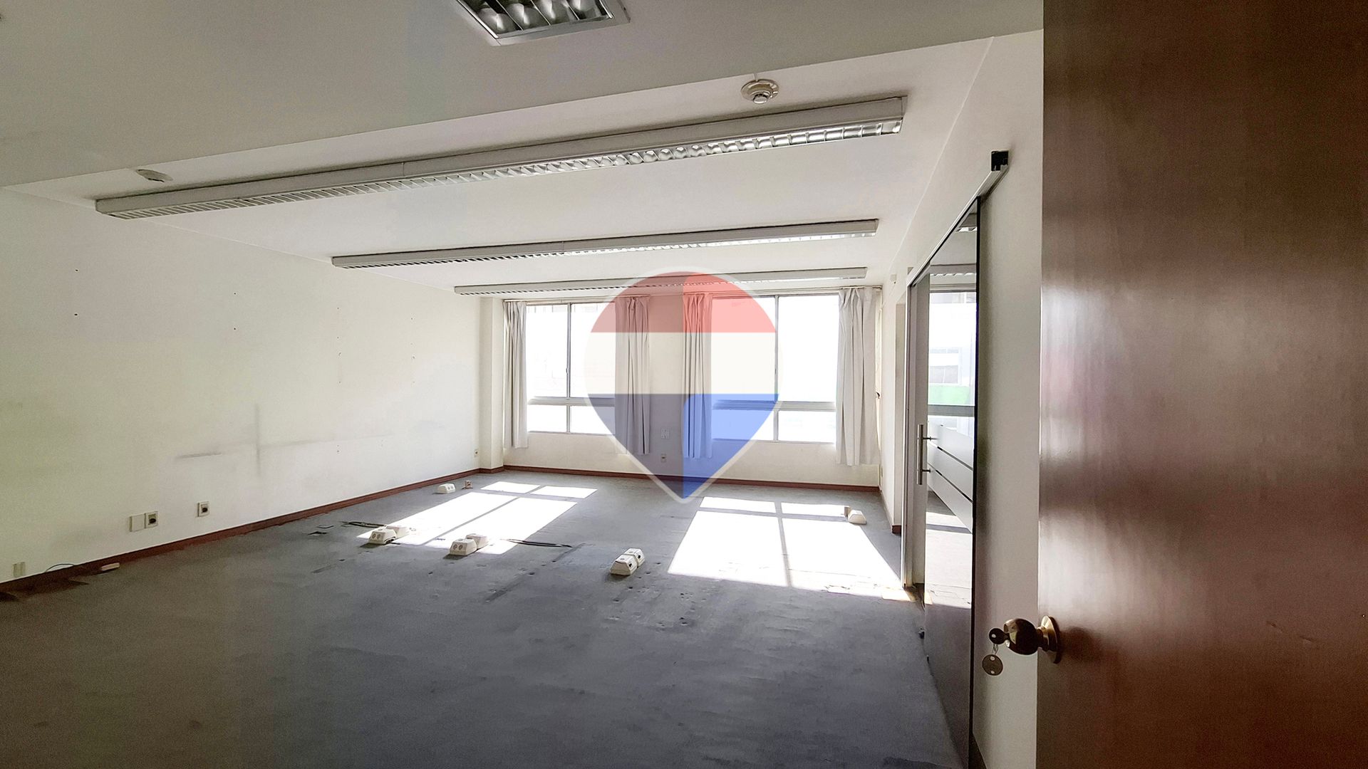 Alquiler | Oficina de 550 m&sup2; | Plaza Independencia - 4