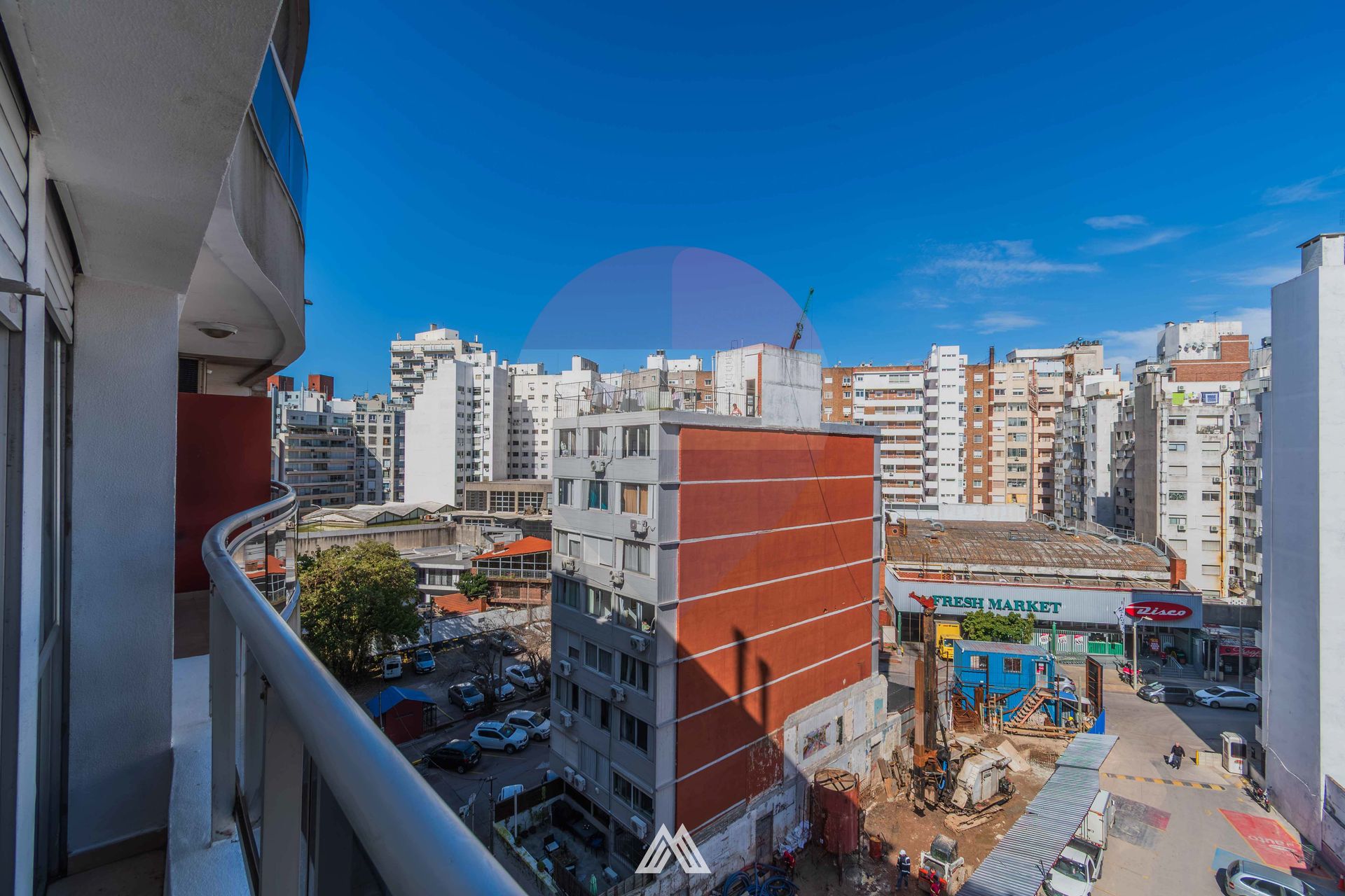 VENTA APARTAMETO 2 DORMITORIOS Y GARAJE EN POCITOS - 2