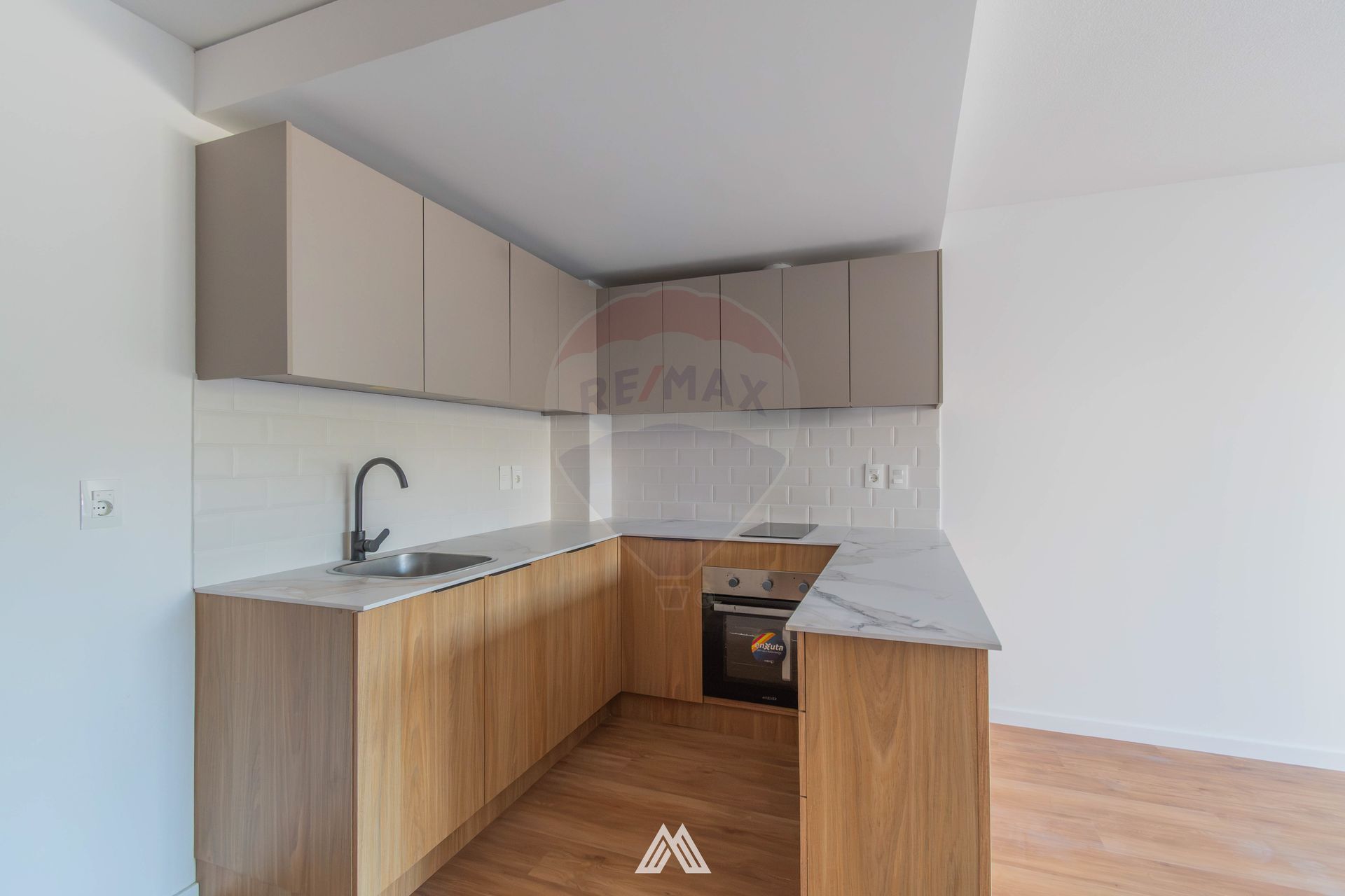 VENTA DE 1 DORM CONTRAFRENTE POCITOS c/TERRAZA - 5