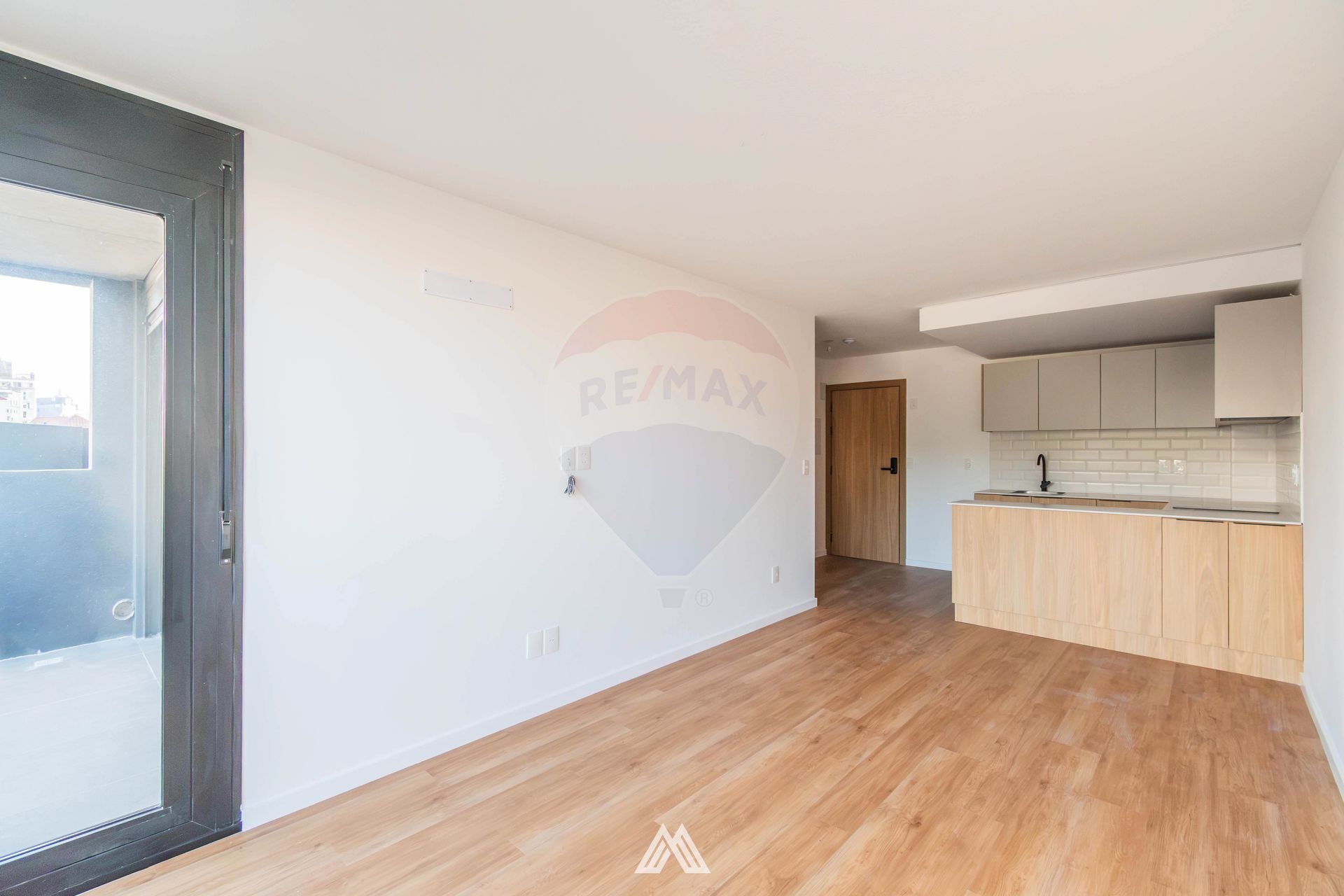 VENTA DE 1 DORM CONTRAFRENTE POCITOS c/TERRAZA - 7