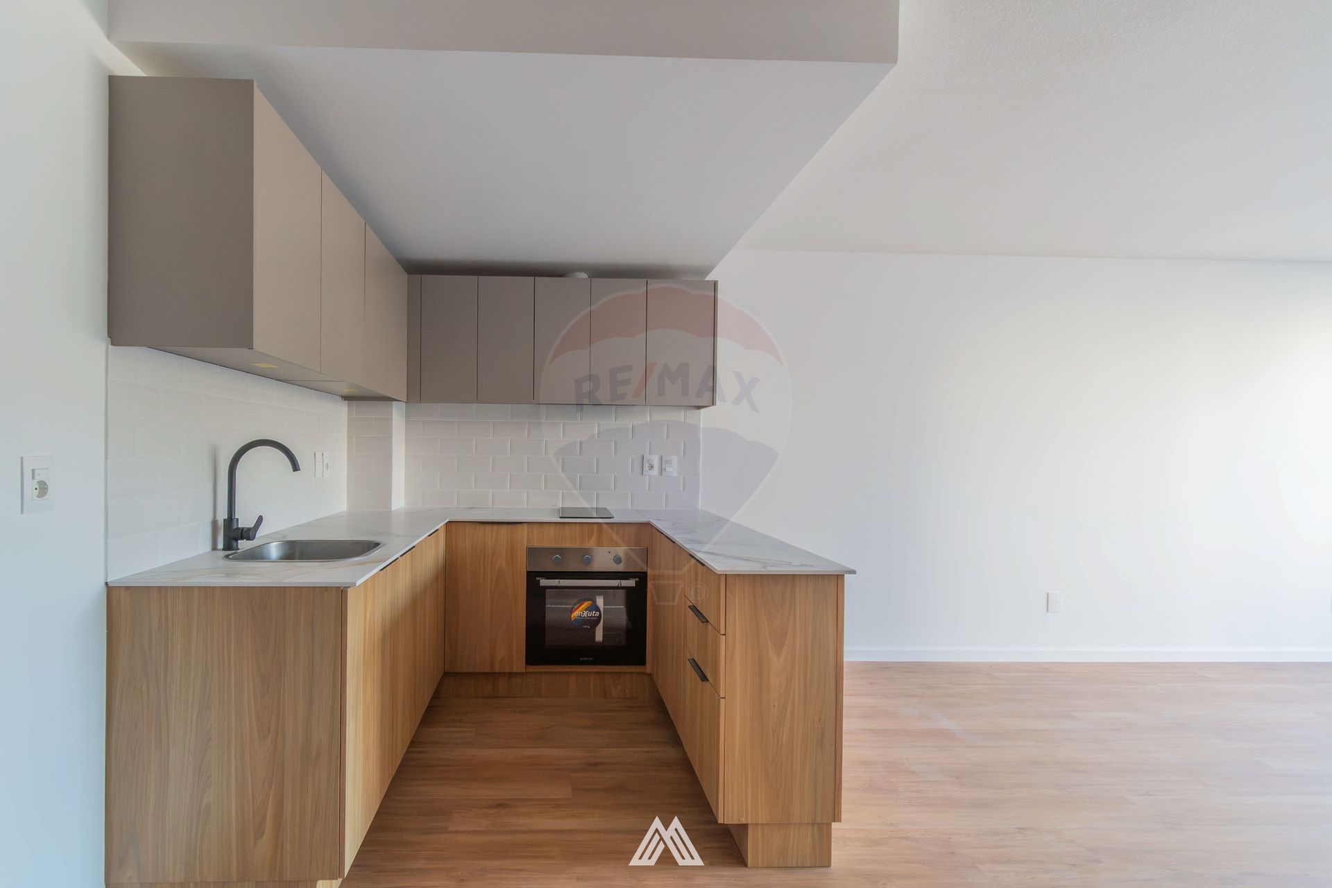 VENTA DE 1 DORM CONTRAFRENTE POCITOS c/TERRAZA - 6