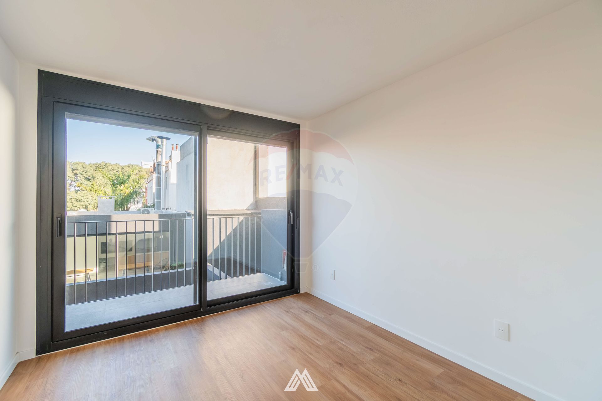 VENTA DE 1 DORM CONTRAFRENTE POCITOS c/TERRAZA - 14