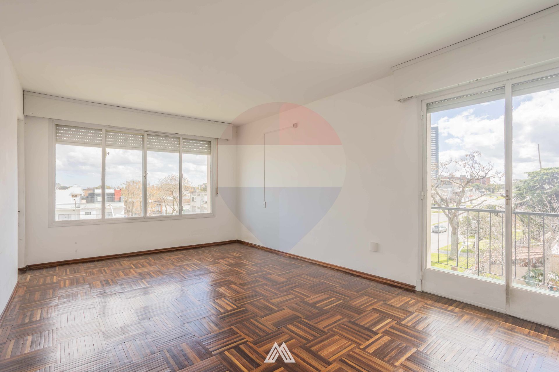 Venta apartamento dos dormitorios balc&oacute;n Larra&ntilde;aga - 1